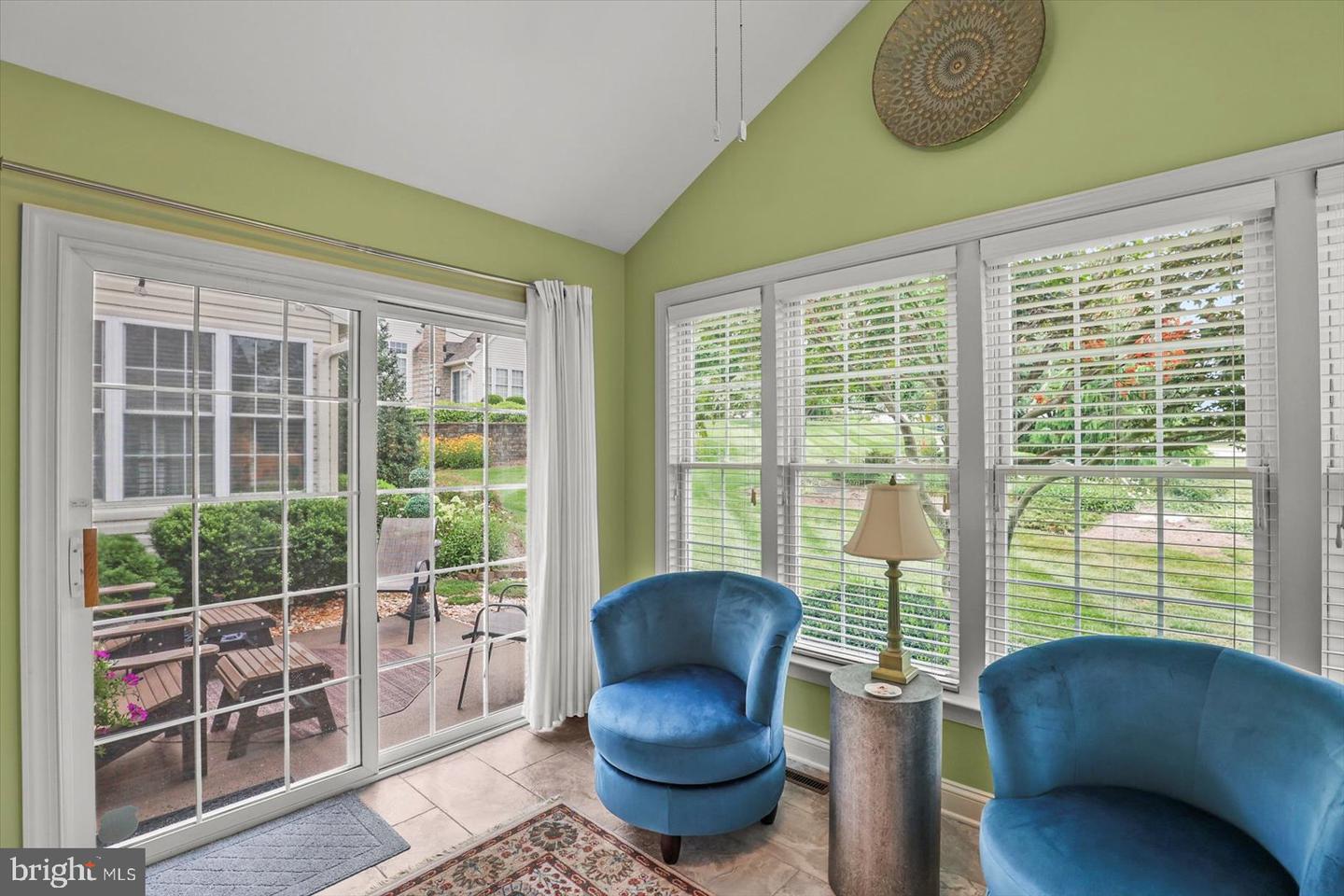 York, Pennsylvania, 17403, United States, 3 Bedrooms Bedrooms, ,3 BathroomsBathrooms,Residential,For Sale,1940325