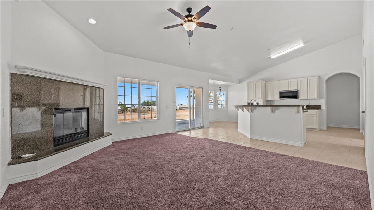 Phelan, California, 92371, United States, 4 Bedrooms Bedrooms, ,3 BathroomsBathrooms,Residential,For Sale,1983019