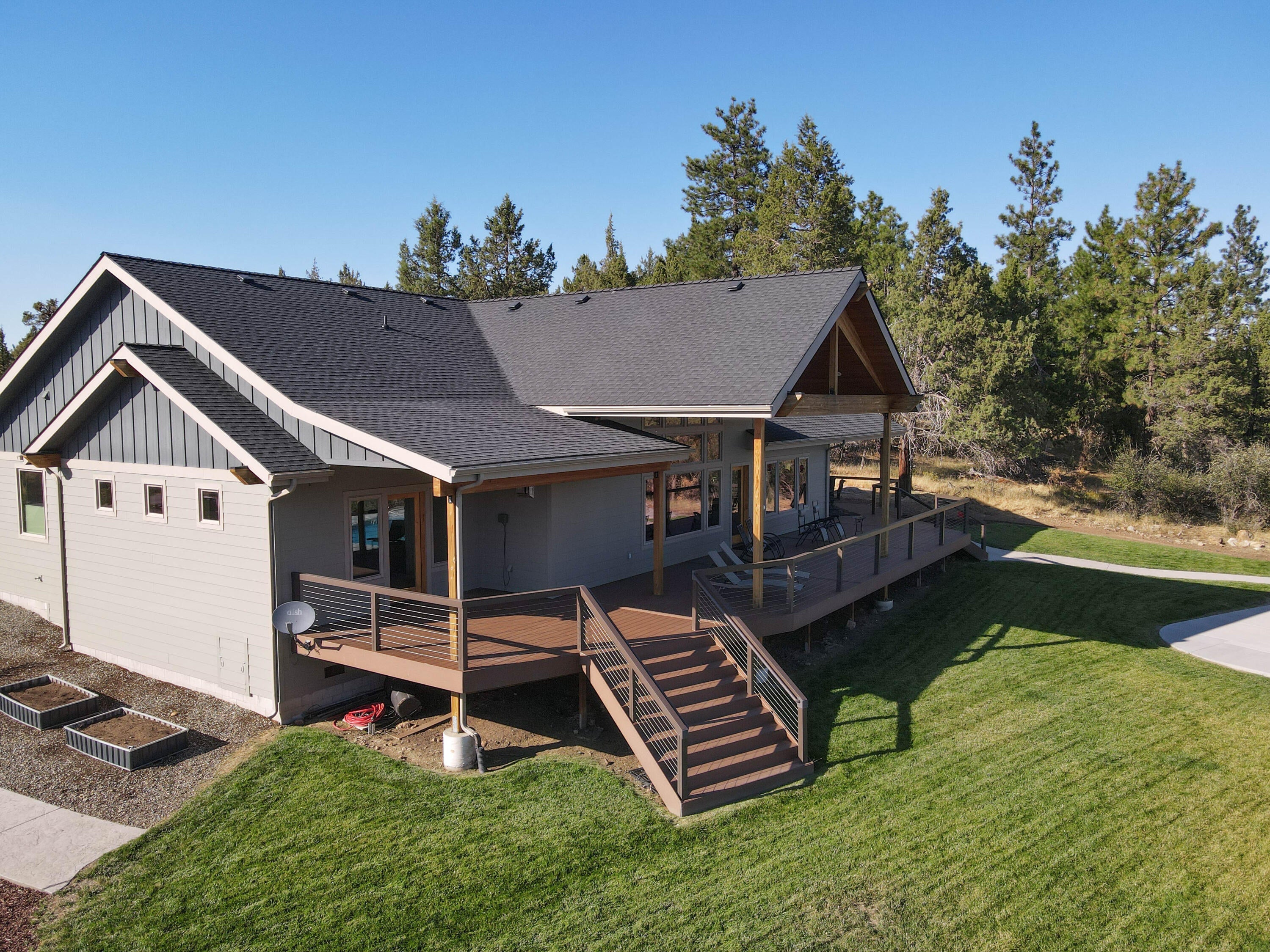 Klamath Falls, Oregon, 97601, United States, 3 Bedrooms Bedrooms, ,4 BathroomsBathrooms,Residential,For Sale,1940970