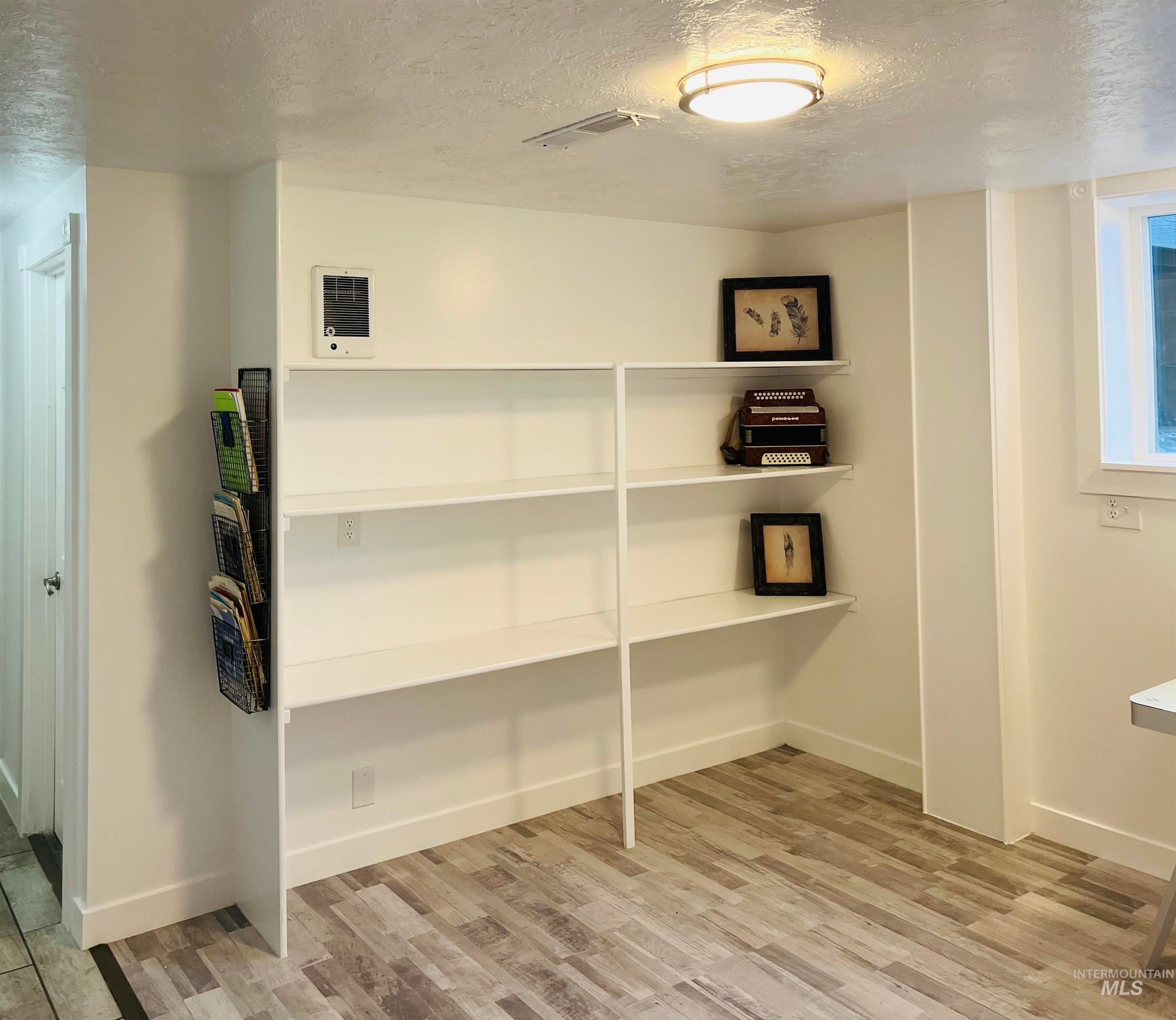 Ontario, Oregon, 97914, United States, 3 Bedrooms Bedrooms, ,3 BathroomsBathrooms,Residential,For Sale,1939270