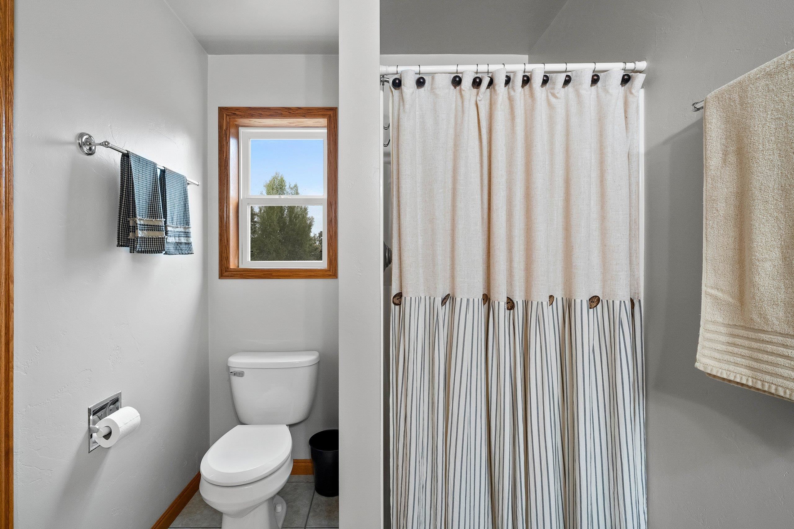 SOBIESKI, Wisconsin, 54171, United States, 5 Bedrooms Bedrooms, ,3 BathroomsBathrooms,Residential,For Sale,1965395