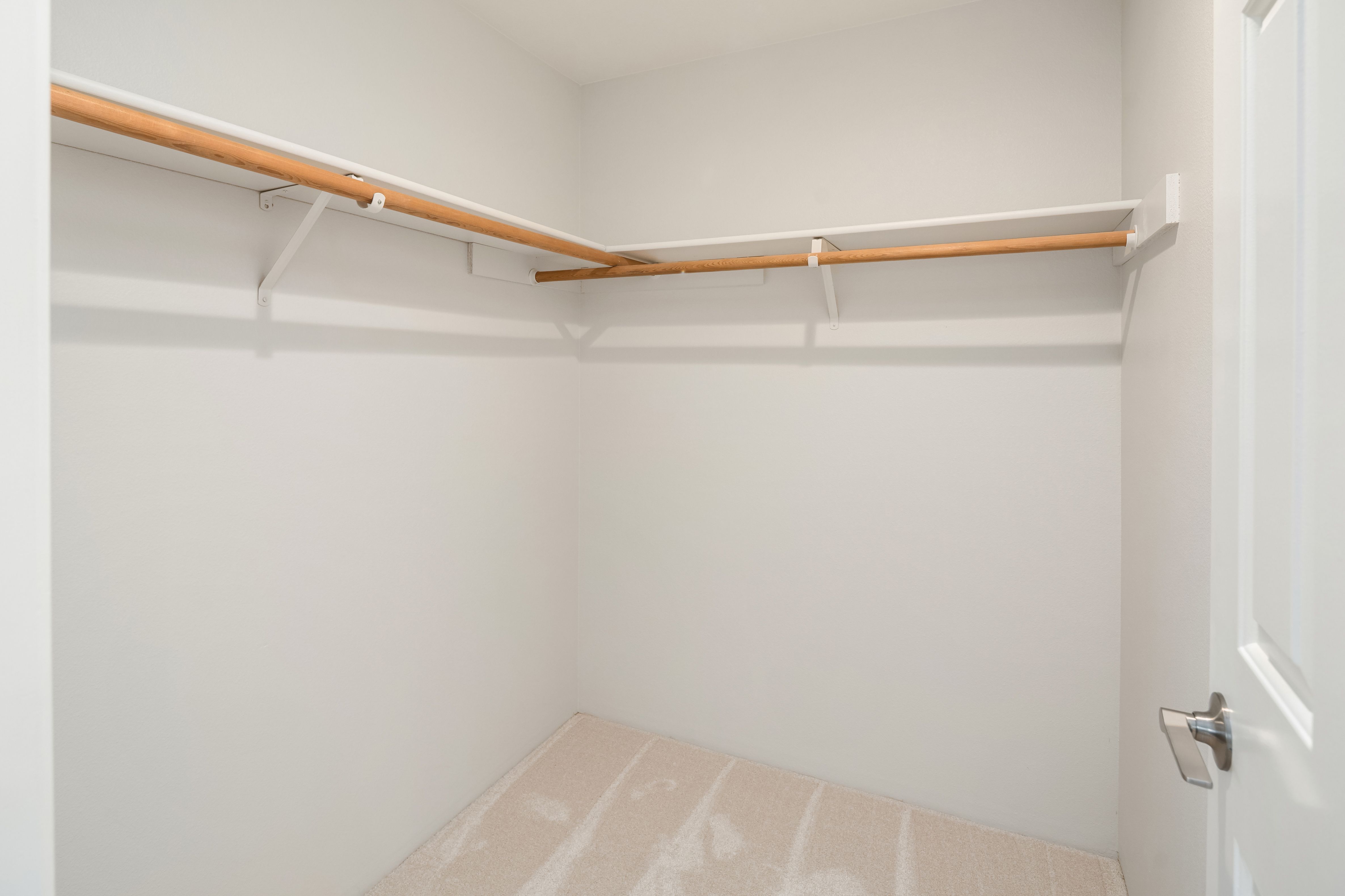  13706 NE 85th St, Redmond, WA 98052 - 物件實景