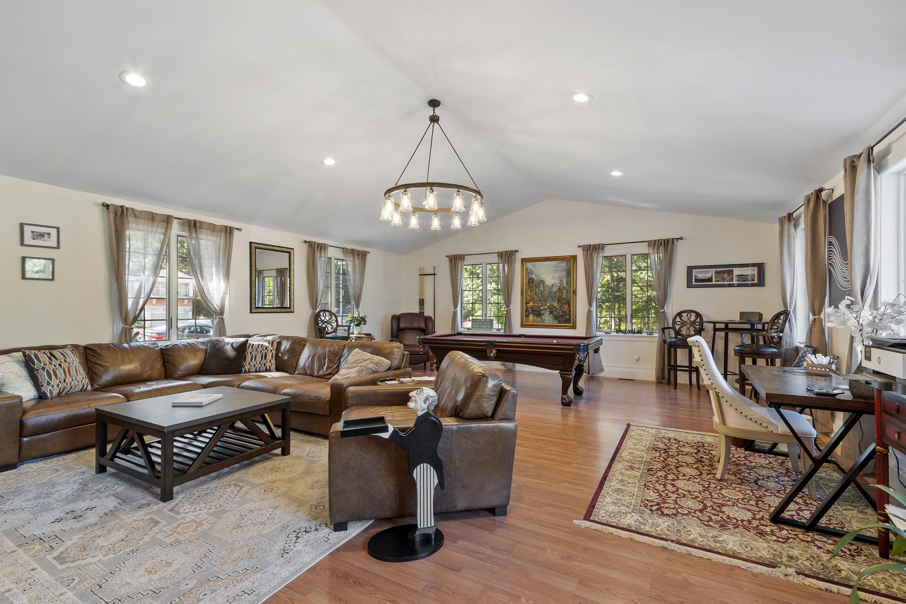 Kingston, New Hampshire, 03848, United States, 4 Bedrooms Bedrooms, ,2 BathroomsBathrooms,Residential,For Sale,1917052