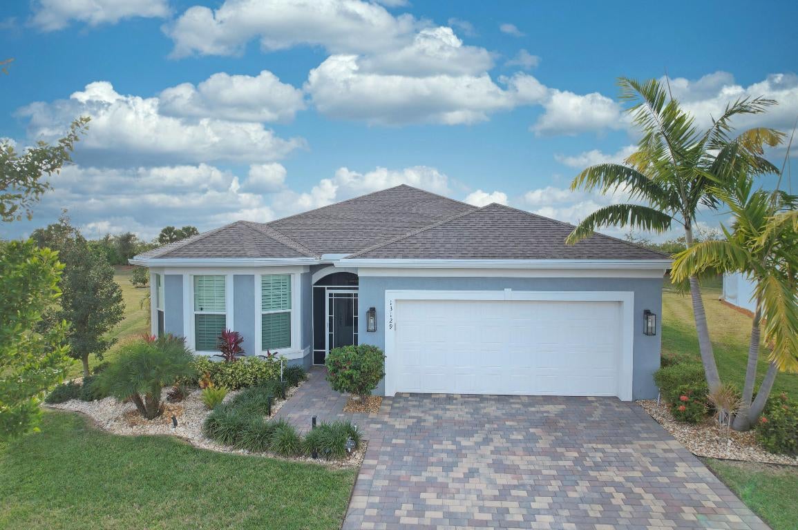 Port St Lucie, Florida, 34987, United States, 3 Bedrooms Bedrooms, ,2 BathroomsBathrooms,Residential,For Sale,2006436