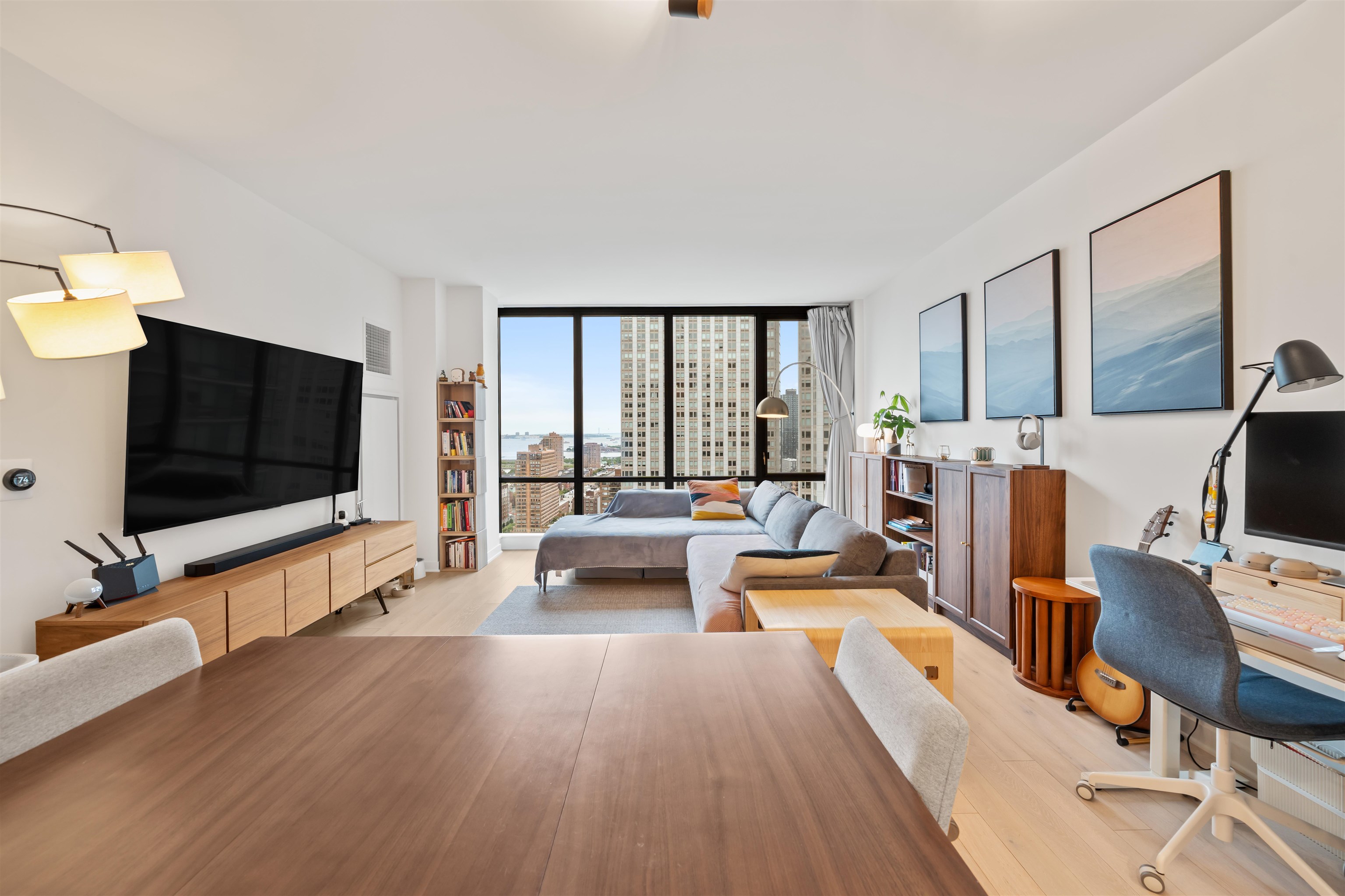 Jersey City, New Jersey, 07302, United States, 1 Bedroom Bedrooms, ,1 BathroomBathrooms,Residential,For Sale,1941676