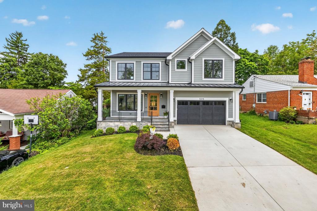 Kensington, Maryland, 20895, United States, 5 Bedrooms Bedrooms, ,5 BathroomsBathrooms,Residential,For Sale,2048532
