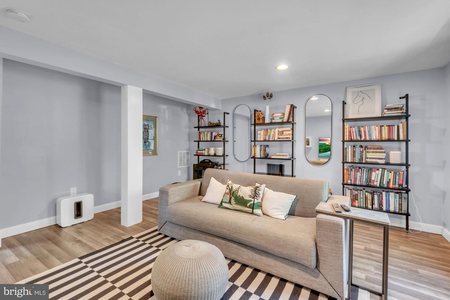 Pasadena, Maryland, 21122, United States, 2 Bedrooms Bedrooms, ,2 BathroomsBathrooms,Residential,For Sale,1837604