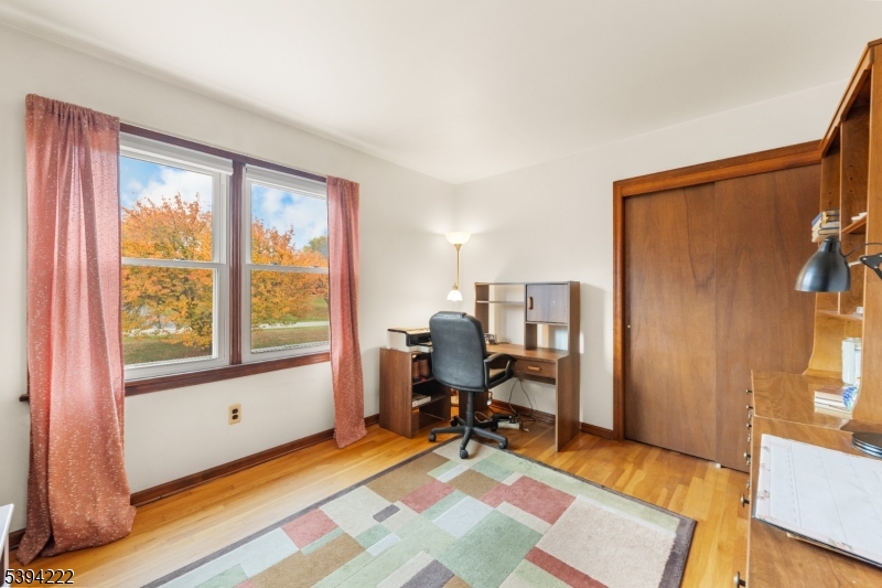 Readington Twp., New Jersey, 08889, United States, 4 Bedrooms Bedrooms, ,3 BathroomsBathrooms,Residential,For Sale,1989710