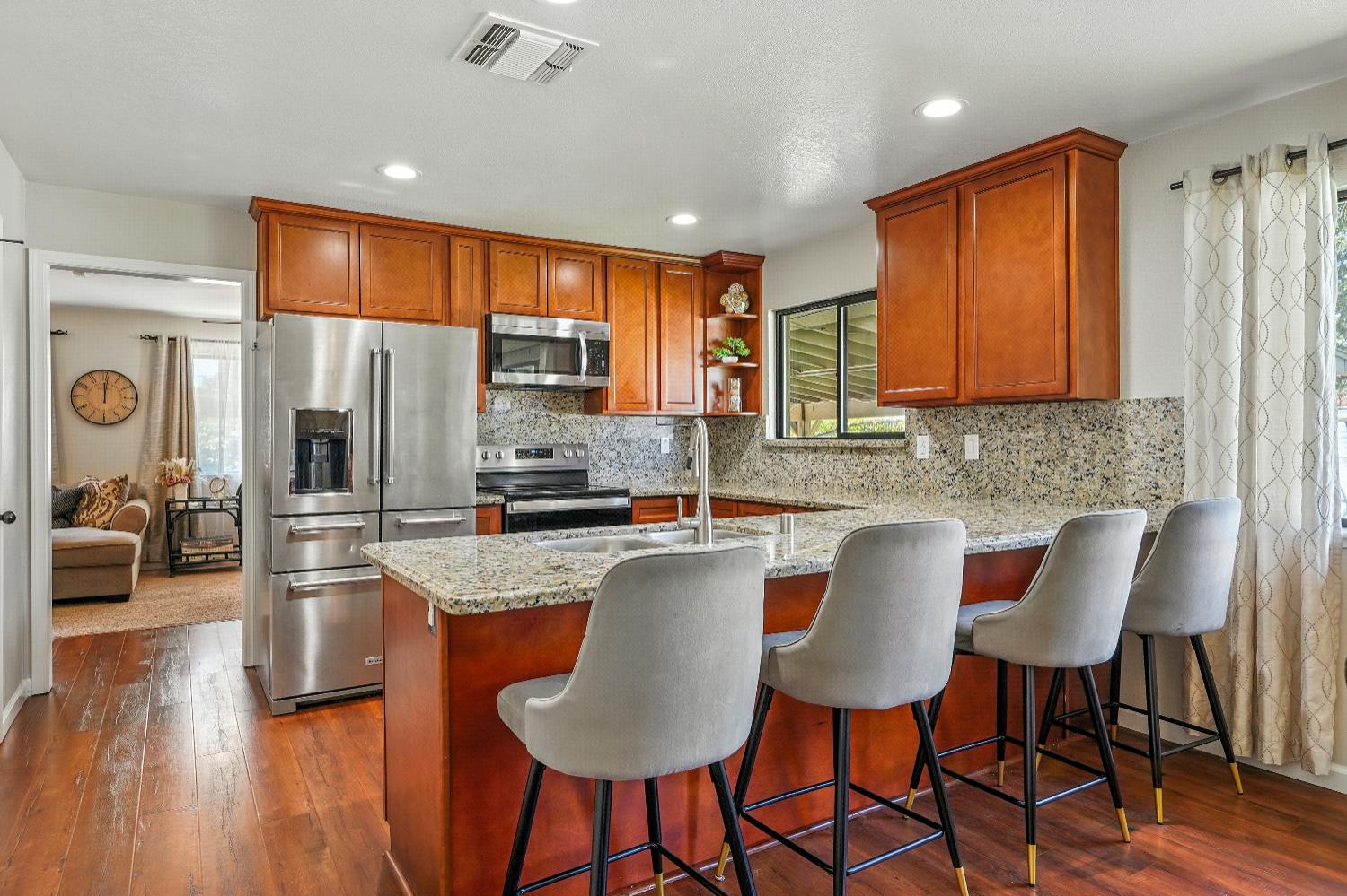 Sacramento, California, 95841, United States, 4 Bedrooms Bedrooms, ,2 BathroomsBathrooms,Residential,For Sale,1924634