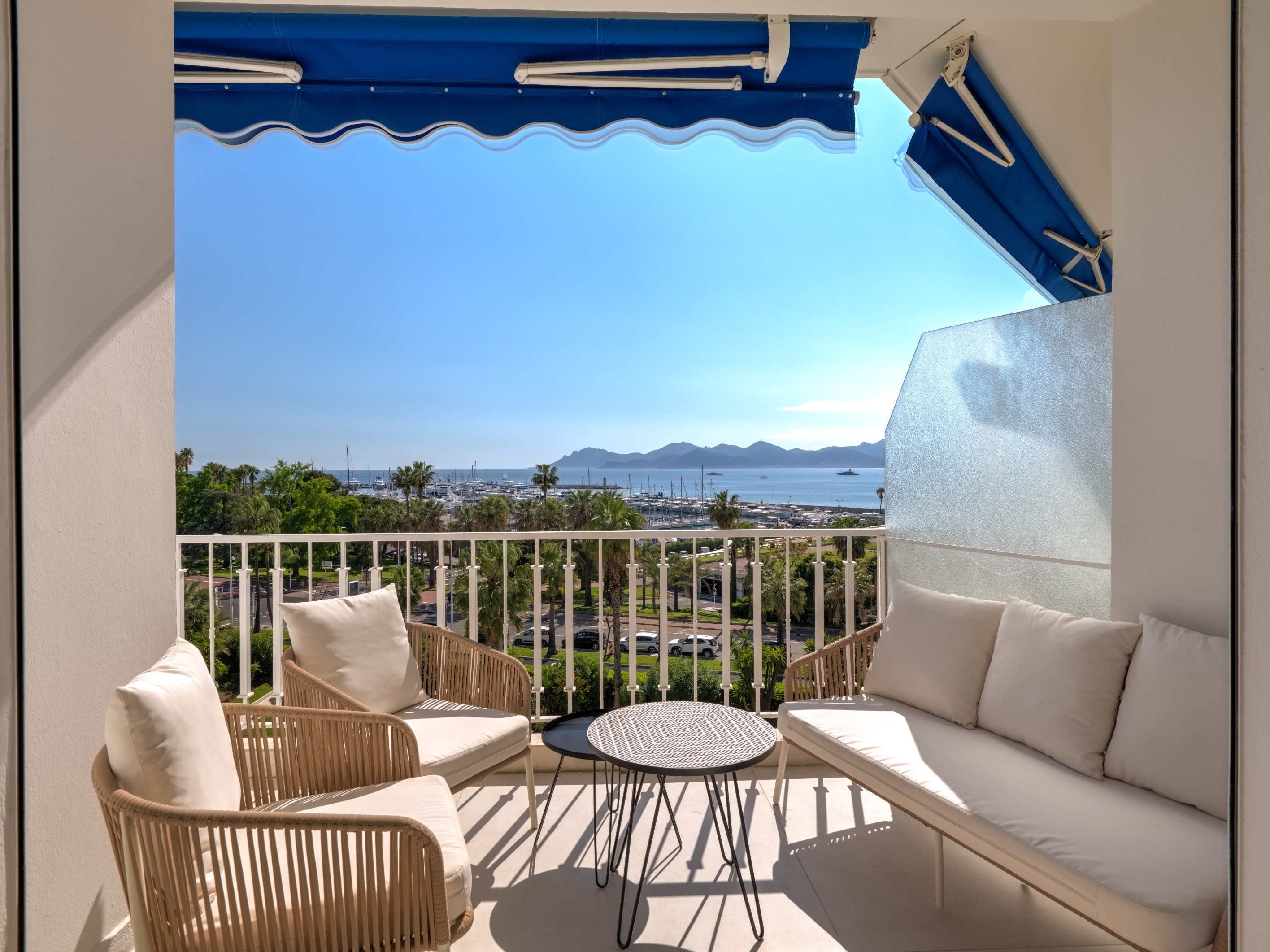  Cannes Croisette 3-bedroom apartment with panoramic sea view and terrace - 物件實景