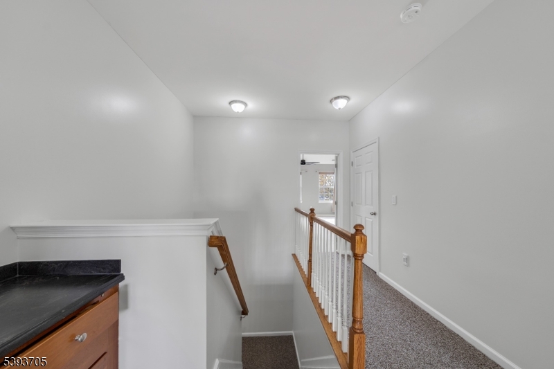 Belleville Twp., New Jersey, 07109, United States, 2 Bedrooms Bedrooms, ,3 BathroomsBathrooms,Residential,For Sale,1971321