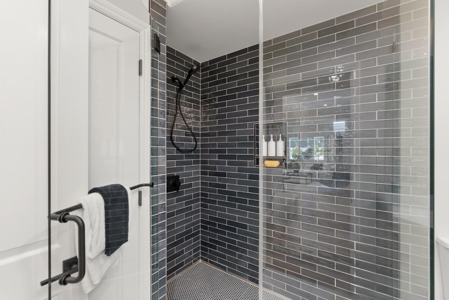 Palo Alto, California, 94306, United States, 2 Bedrooms Bedrooms, ,2 BathroomsBathrooms,Residential,For Sale,1992117