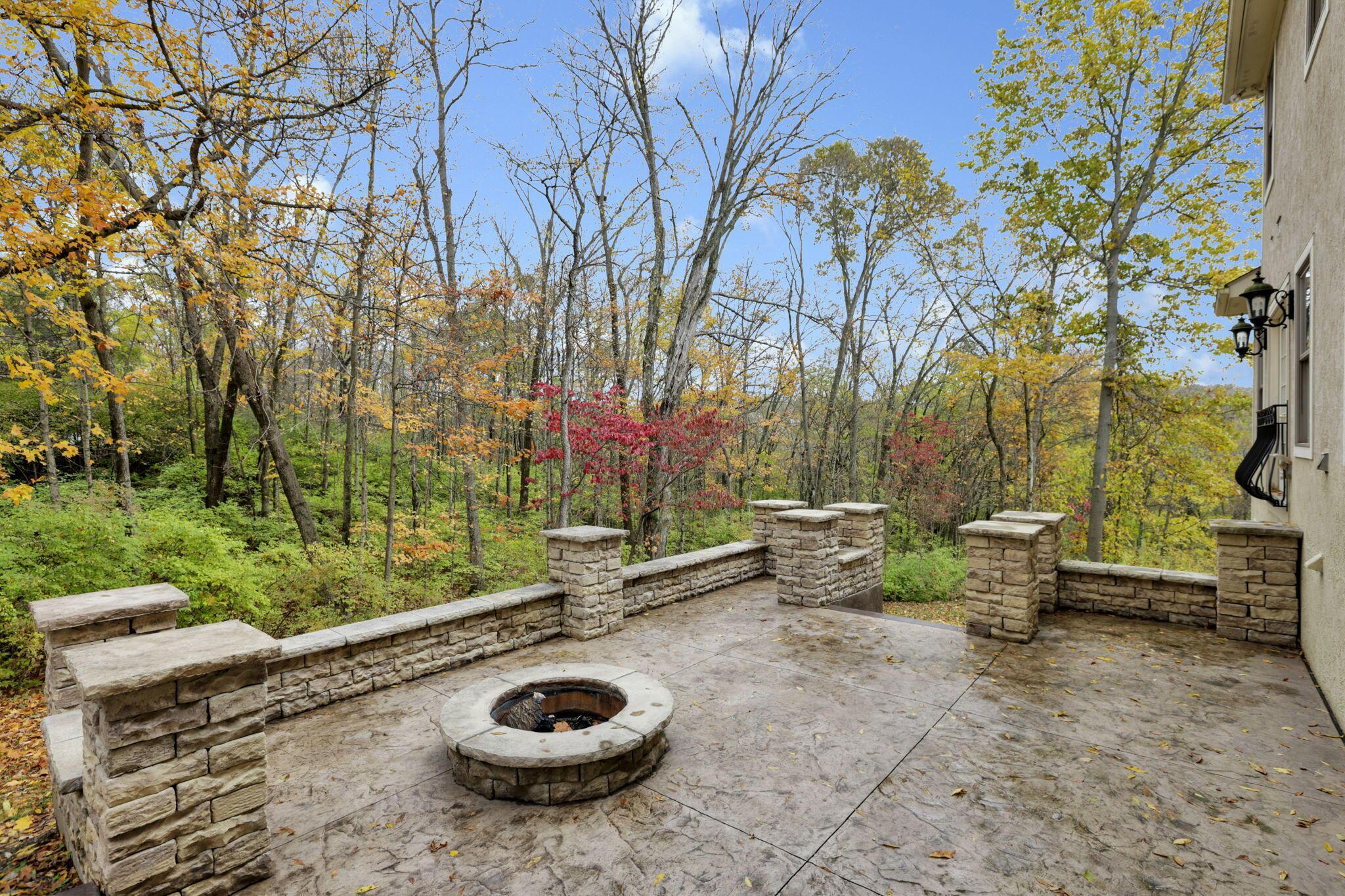 Delaware, Ohio, 43015, United States, 4 Bedrooms Bedrooms, ,4 BathroomsBathrooms,Residential,For Sale,1987027