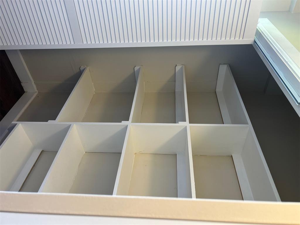 Sallisaw, Oklahoma, 74955, United States, ,Residential,For Sale,2011135