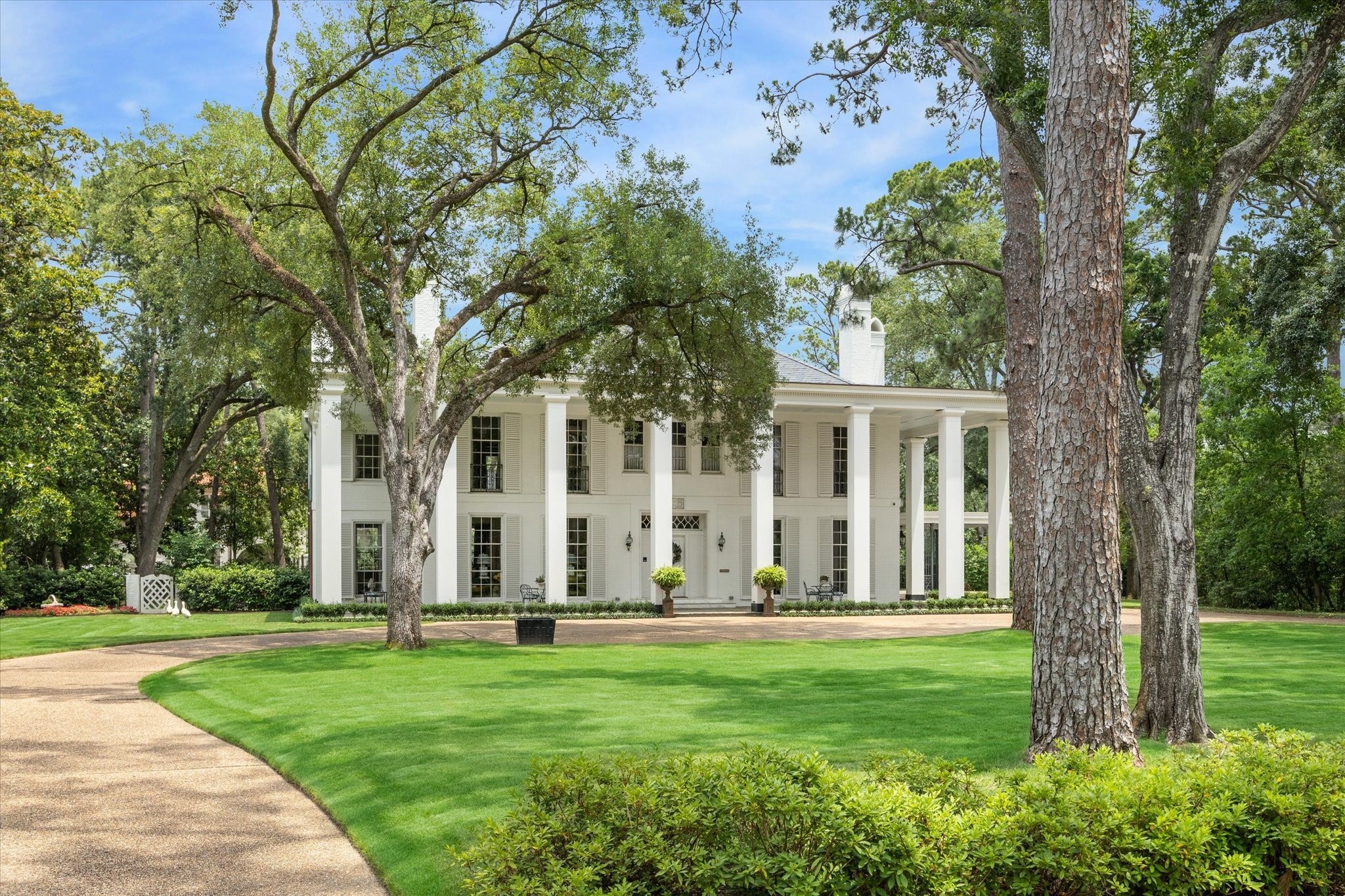 Inverness Dr, Houston, TX 77019 #1