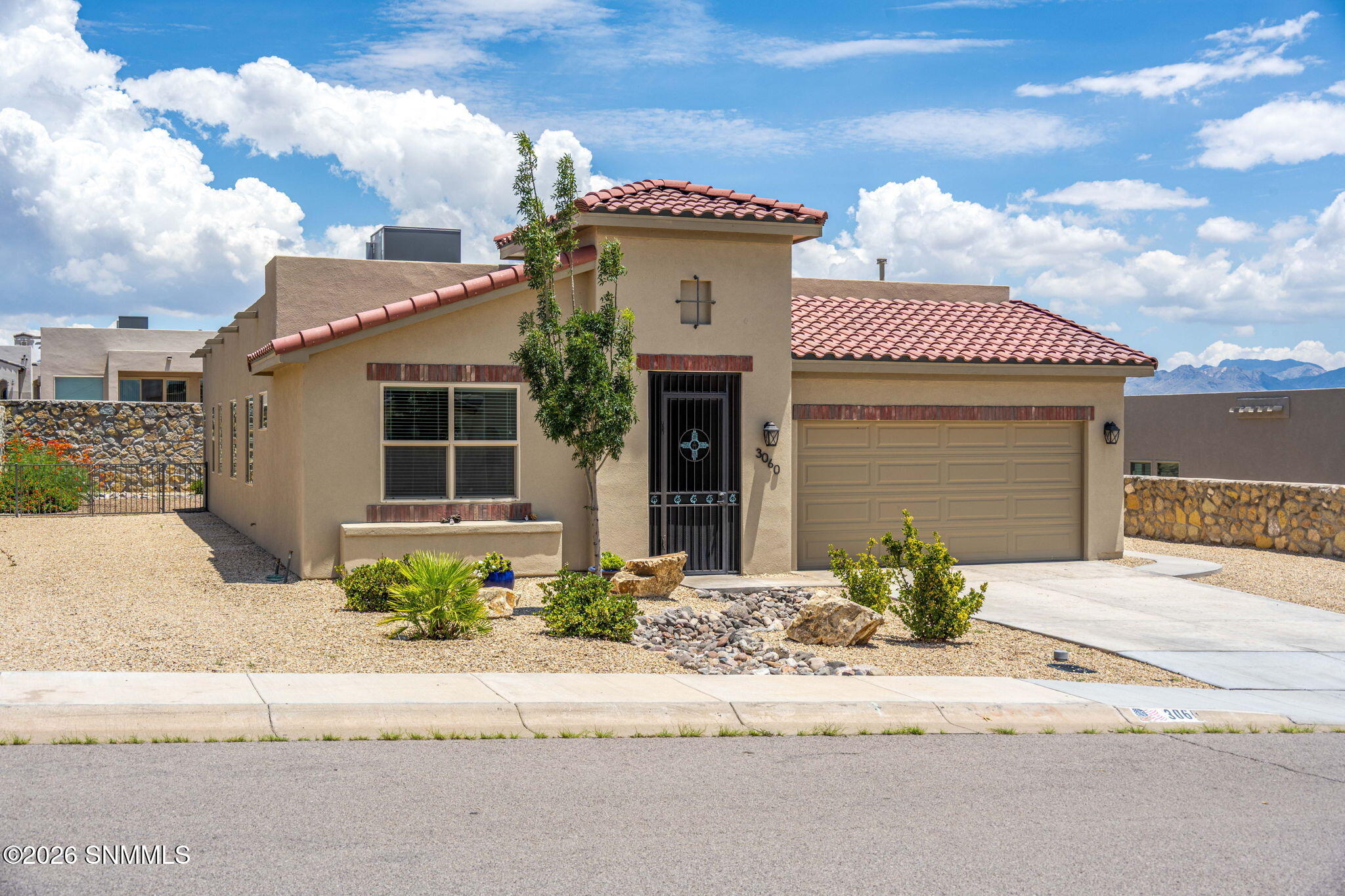 Maddox Loop, Las Cruces, NM 88011