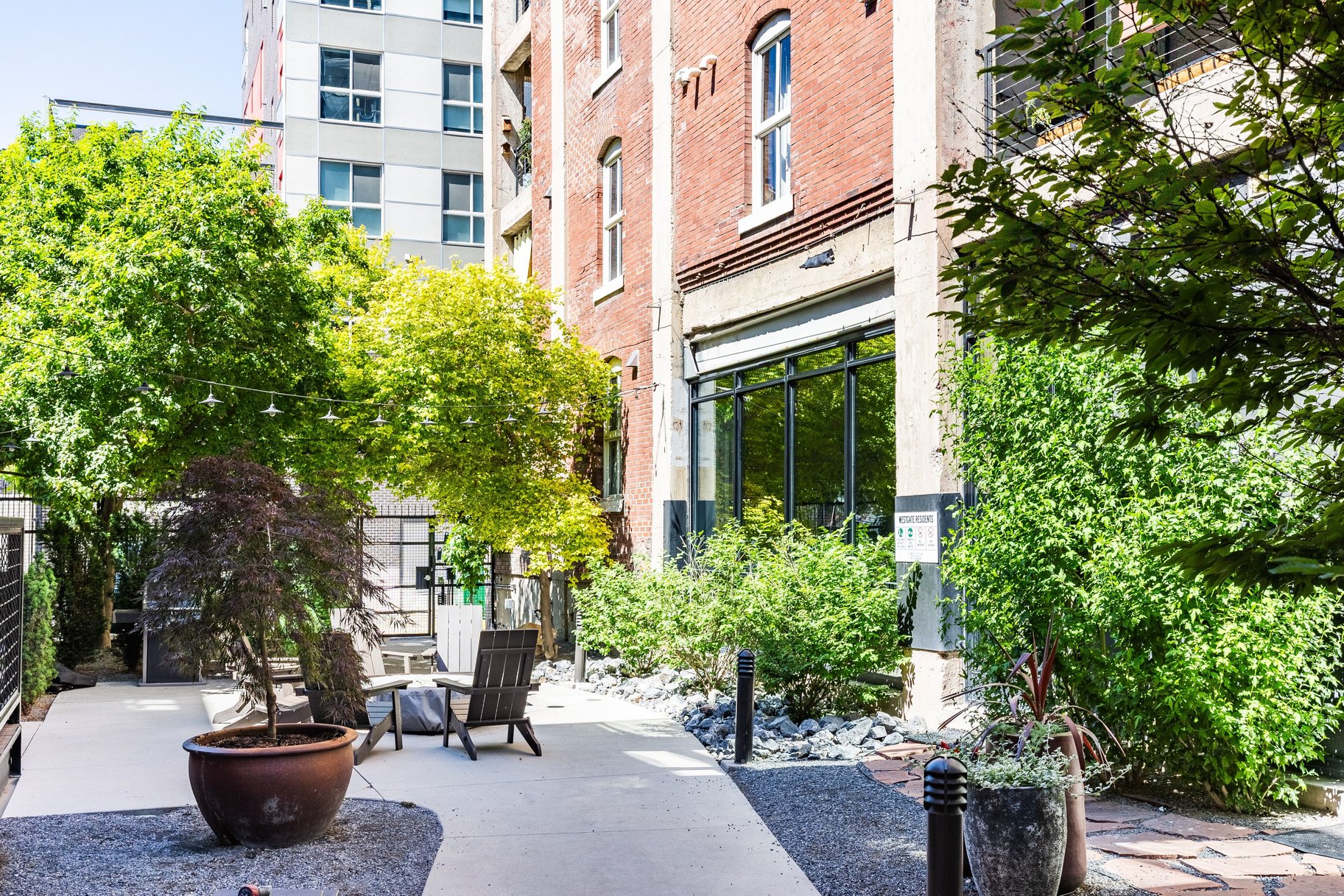  Downtown Historic Loft Meets Smart-Tech Modern Luxury - 物件實景