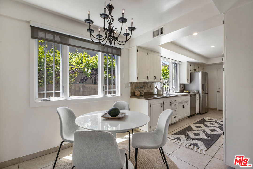 Los Angeles, California, 90027, United States, 4 Bedrooms Bedrooms, ,4 BathroomsBathrooms,Residential,For Sale,1918176