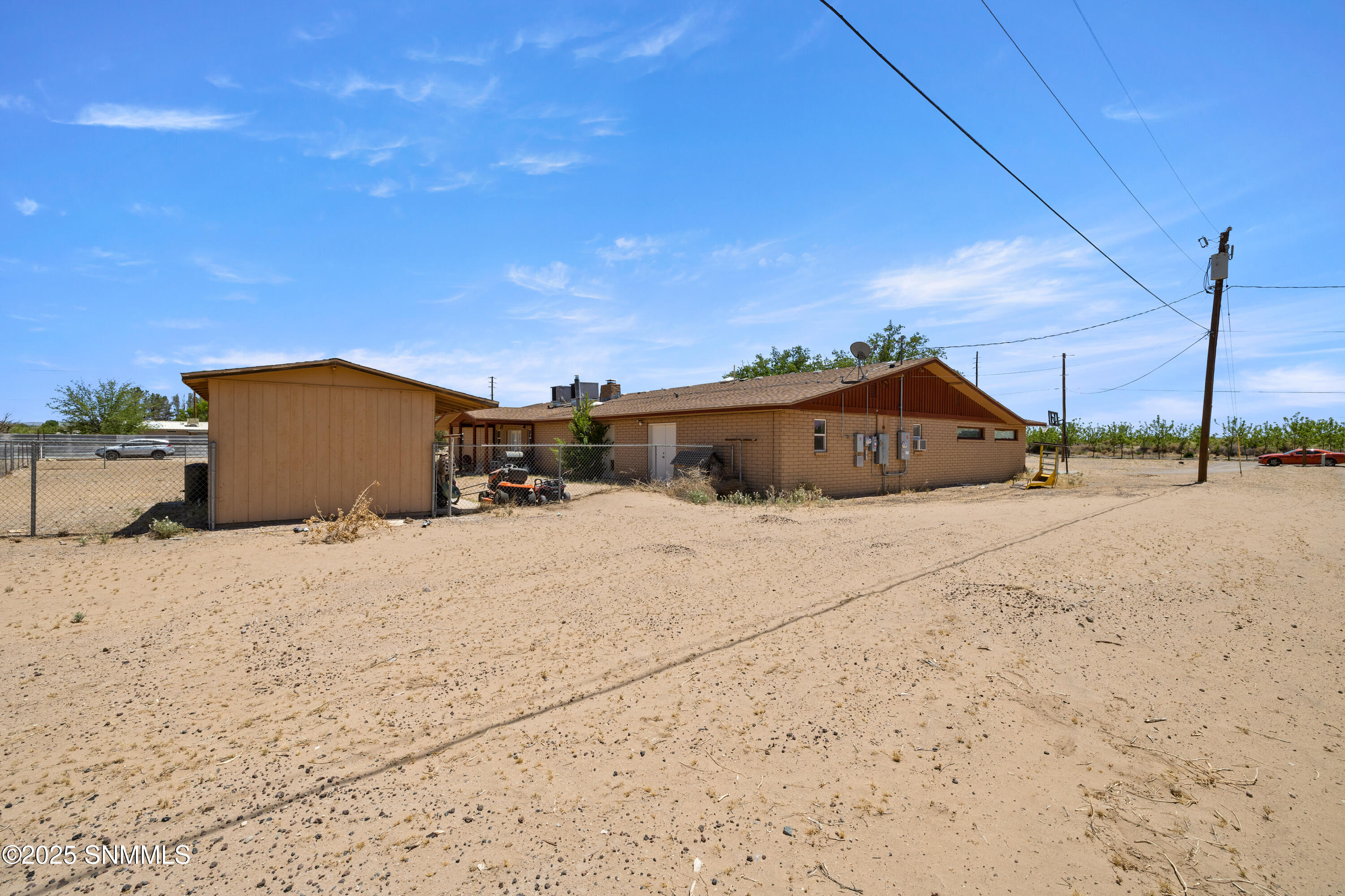 Las Cruces, New Mexico, 88007, United States, 4 Bedrooms Bedrooms, ,3 BathroomsBathrooms,Residential,For Sale,1796237