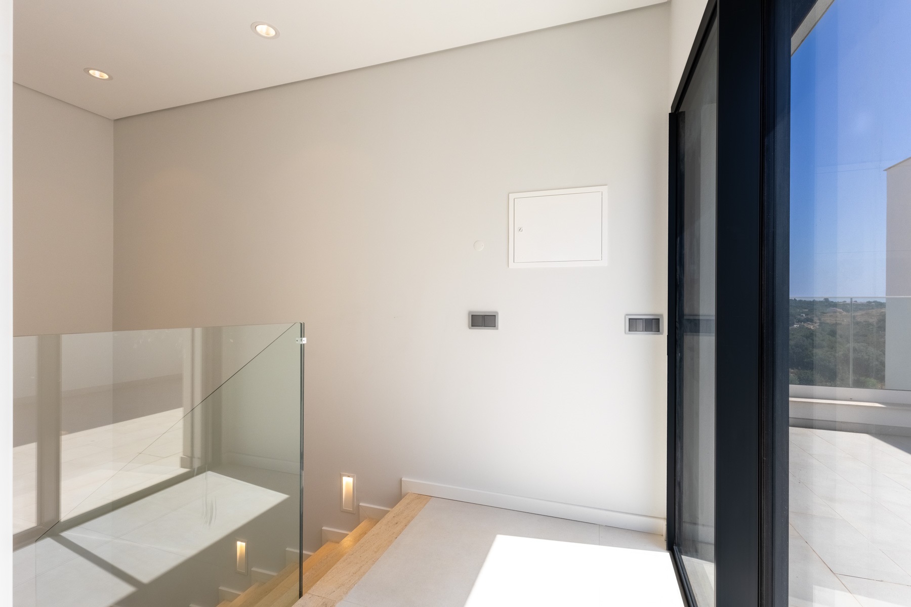  Semi-detached house, 2 bedrooms, for Sale - 物件實景