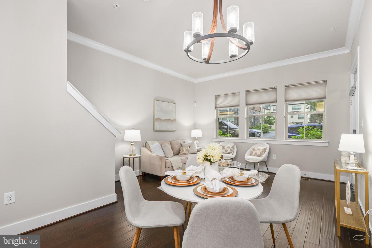 Arlington, Virginia, 22204, United States, 3 Bedrooms Bedrooms, ,4 BathroomsBathrooms,Residential,For Sale,1827823
