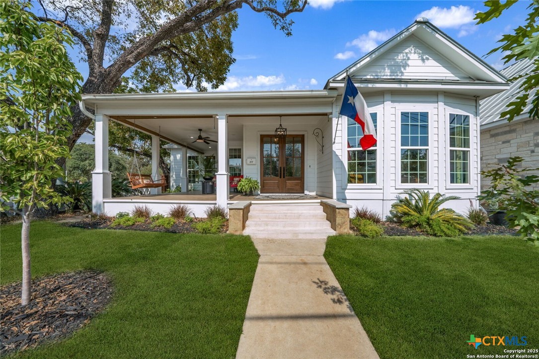 San Antonio, Texas, 78204, United States, 4 Bedrooms Bedrooms, ,4 BathroomsBathrooms,Residential,For Sale,1989633