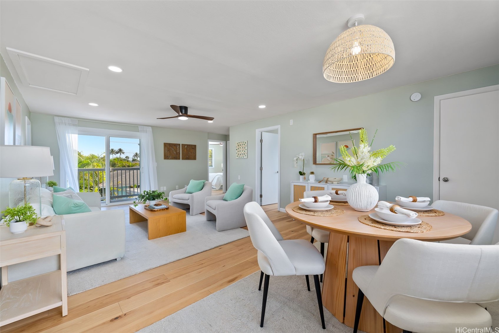 Kailua, Hawaii, 96734, United States, 6 Bedrooms Bedrooms, ,5 BathroomsBathrooms,Residential,For Sale,1993240