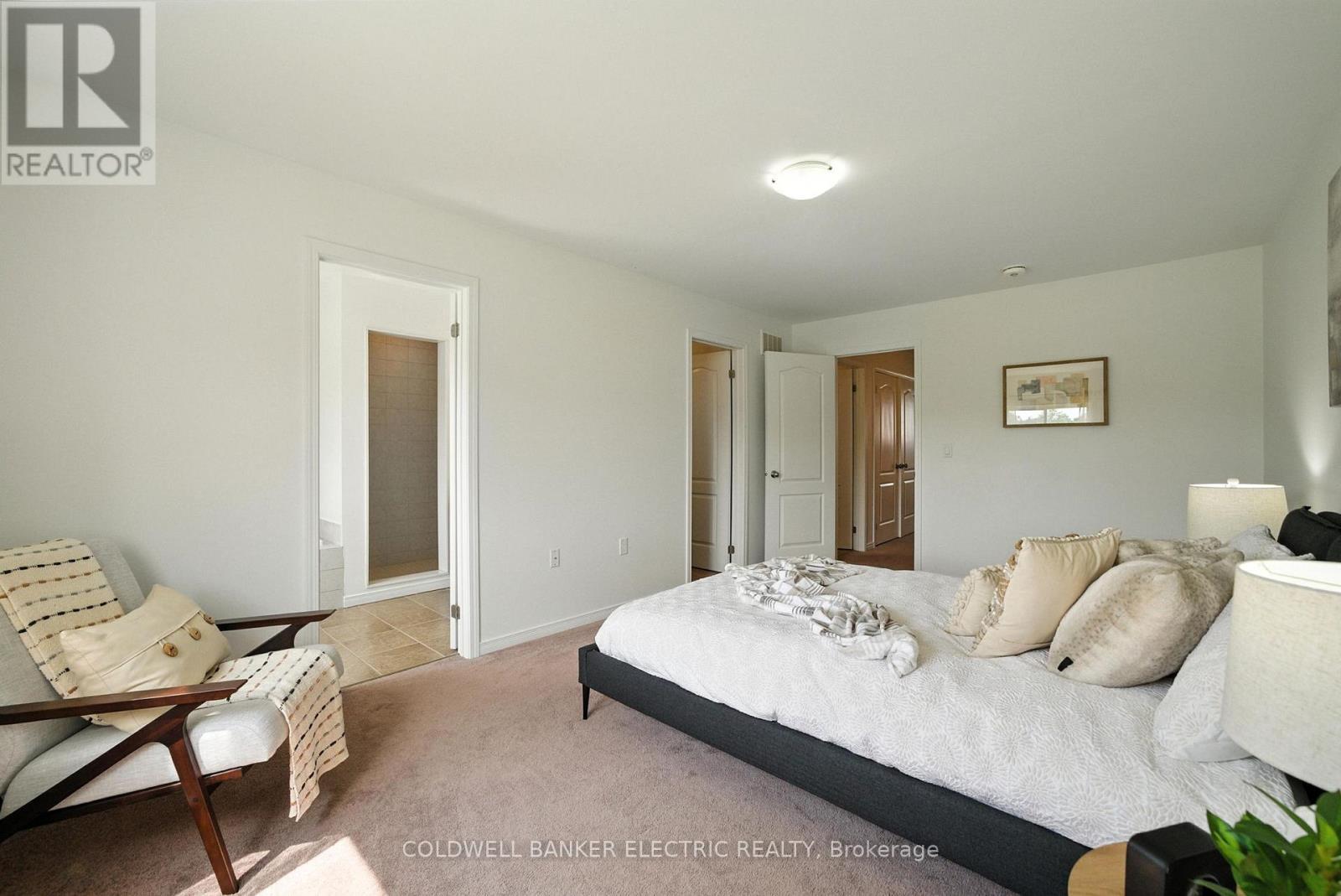 PETERBOROUGH NORTH (UNIVERSITY HEIGHTS), Ontario, K9L 0G6, CA, 3 Bedrooms Bedrooms, ,2 BathroomsBathrooms,Residential,For Sale,1891124