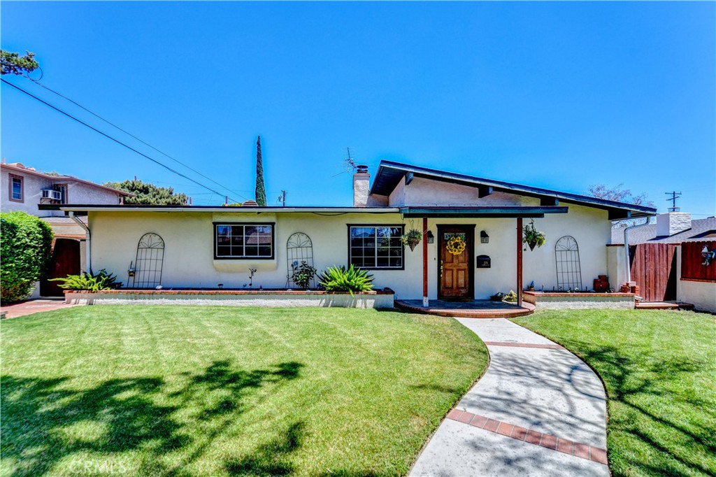 Upland, California, 91786, United States, 5 Bedrooms Bedrooms, ,3 BathroomsBathrooms,Residential,For Sale,1904299