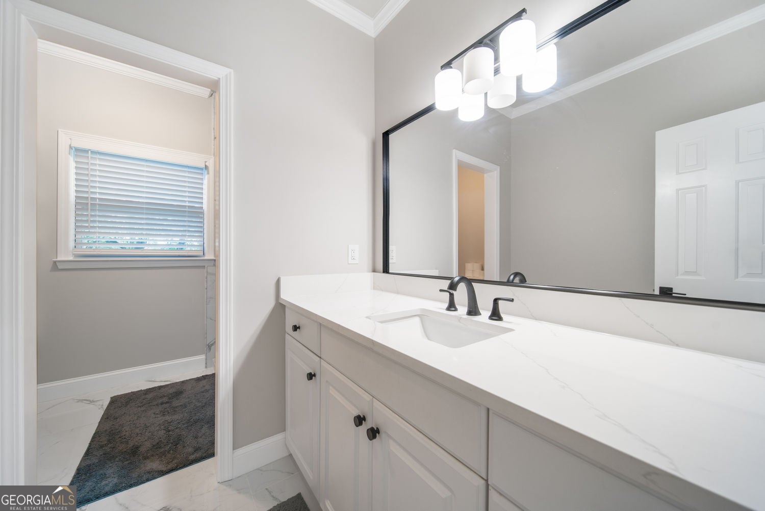 Atlanta, Georgia, 30350, United States, 8 Bedrooms Bedrooms, ,6 BathroomsBathrooms,Residential,For Sale,1992514