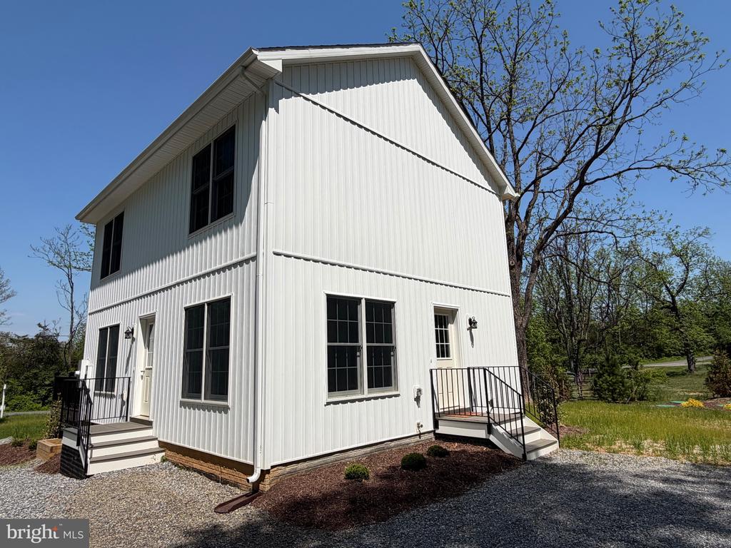 Boyce, Virginia, 22620, United States, 3 Bedrooms Bedrooms, ,3 BathroomsBathrooms,Residential,For Sale,2032757