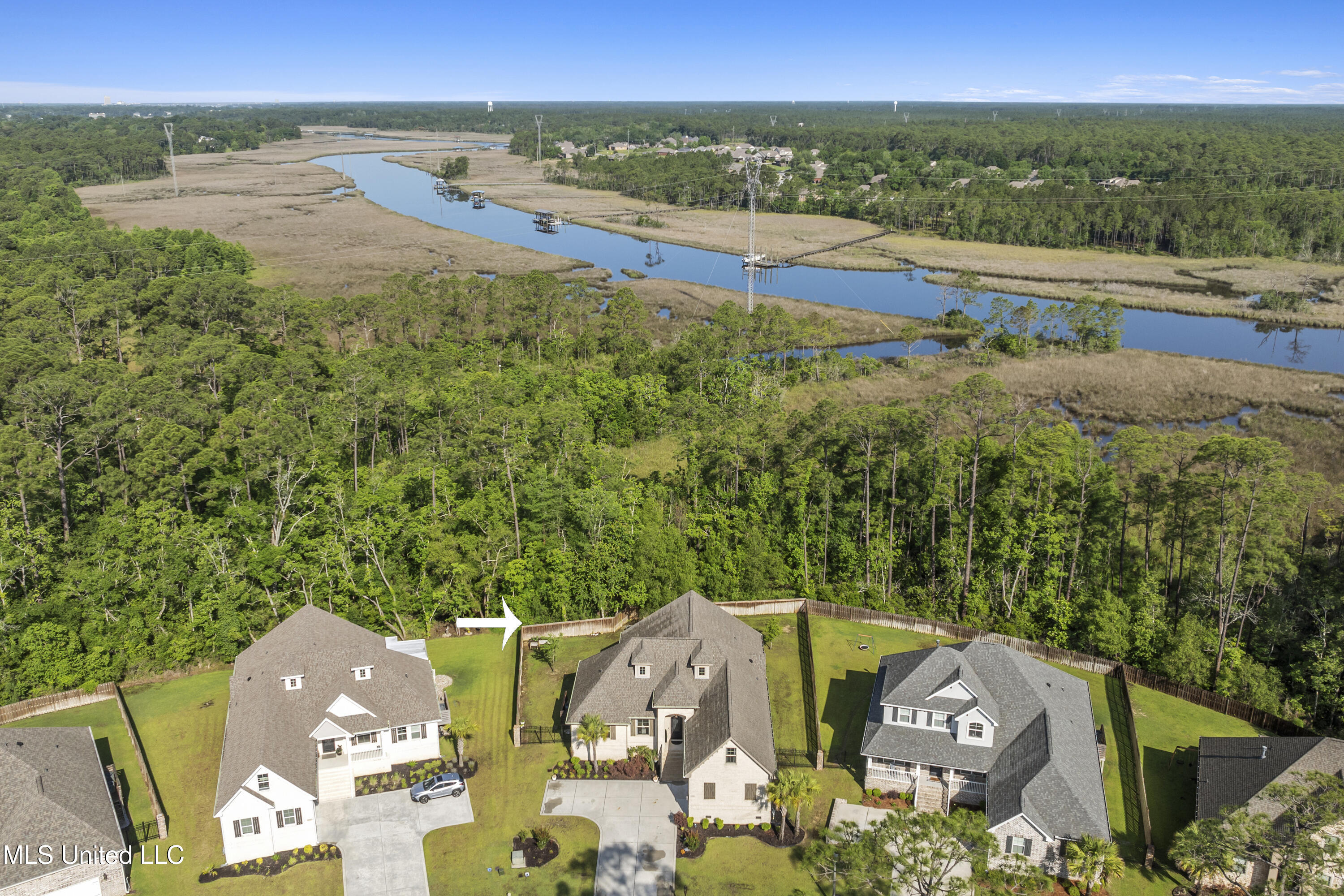 Ocean Springs, Mississippi, 39564, United States, 5 Bedrooms Bedrooms, ,3 BathroomsBathrooms,Residential,For Sale,1805037