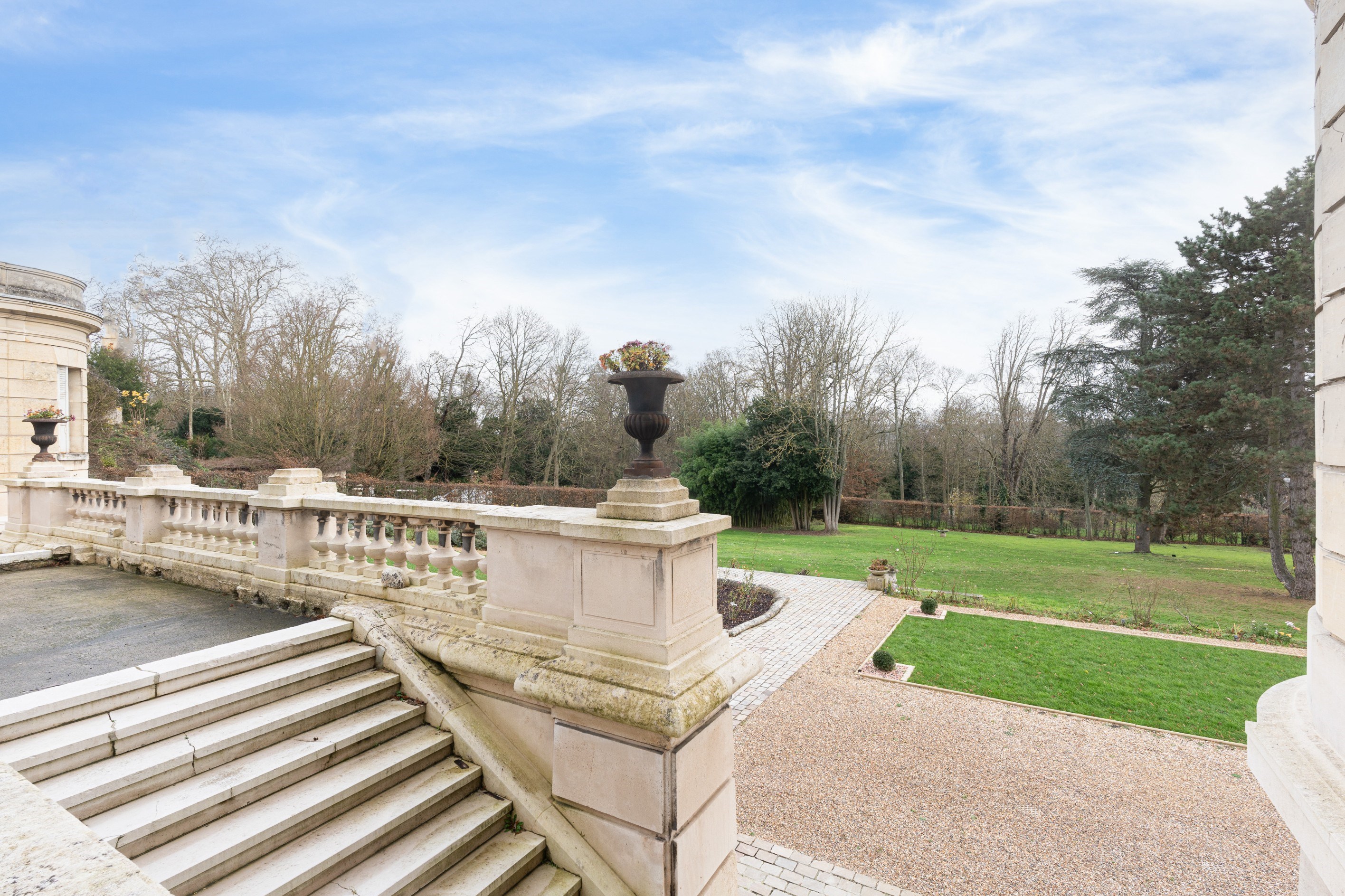  Magnificent château and its landscaped grounds - 物件實景