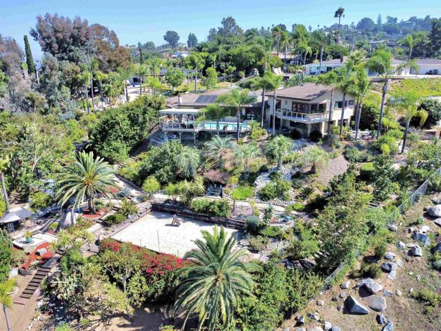 El Cajon, California, 92020, United States, 5 Bedrooms Bedrooms, ,4 BathroomsBathrooms,Residential,For Sale,1983564