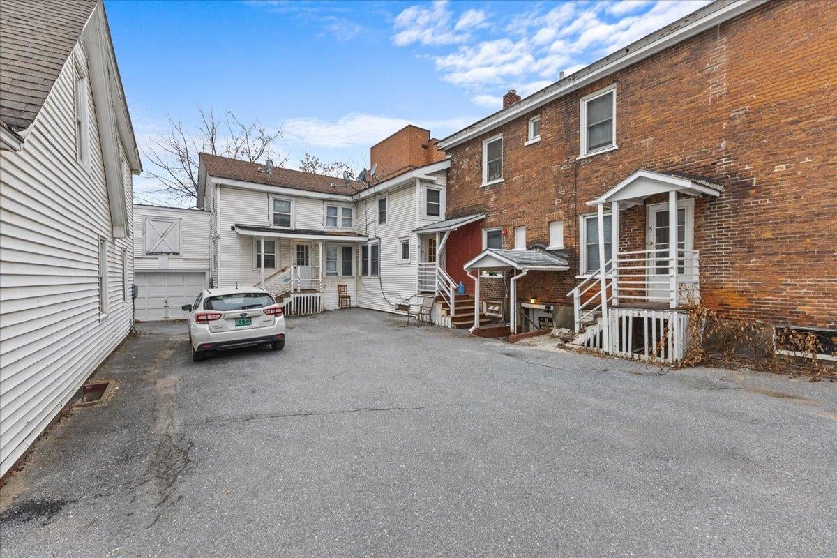 Burlington, Vermont, 05401, United States, 15 Bedrooms Bedrooms, ,3 BathroomsBathrooms,Residential,For Sale,1898966