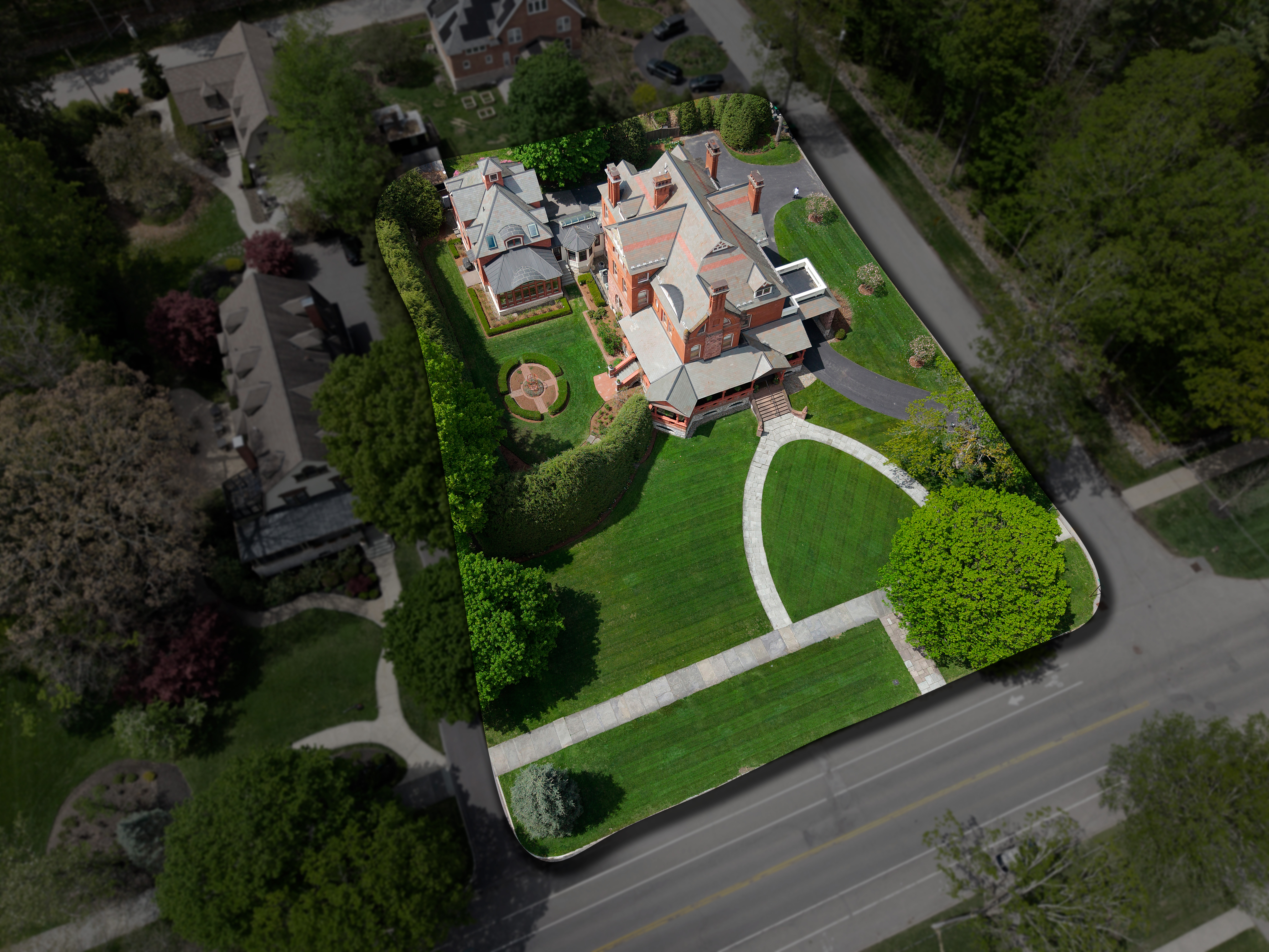  795 N Broadway, Saratoga Springs, NY, 12866 - 物件實景