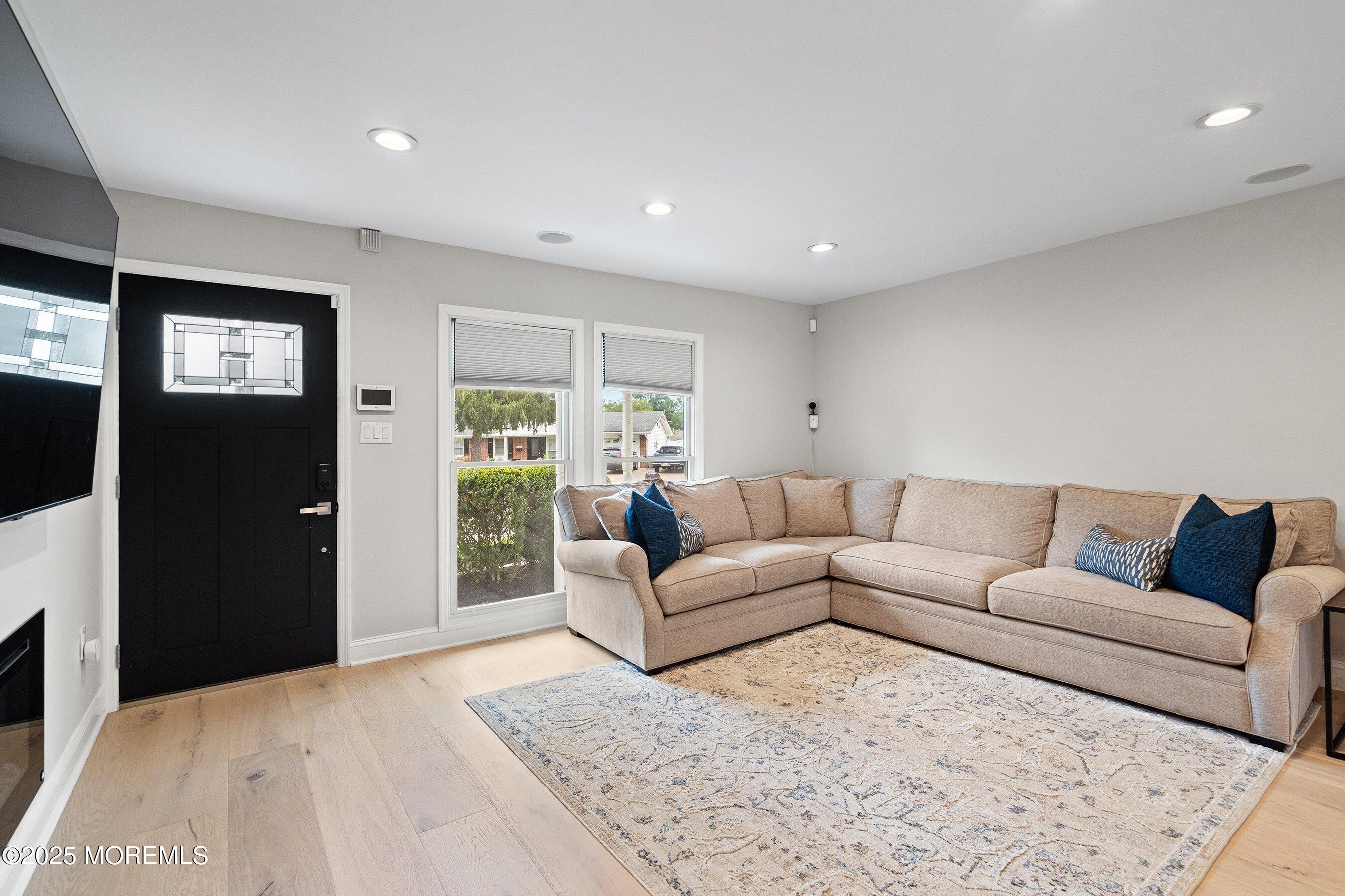 Monroe, New Jersey, 08831, United States, 4 Bedrooms Bedrooms, ,2 BathroomsBathrooms,Residential,For Sale,1975229