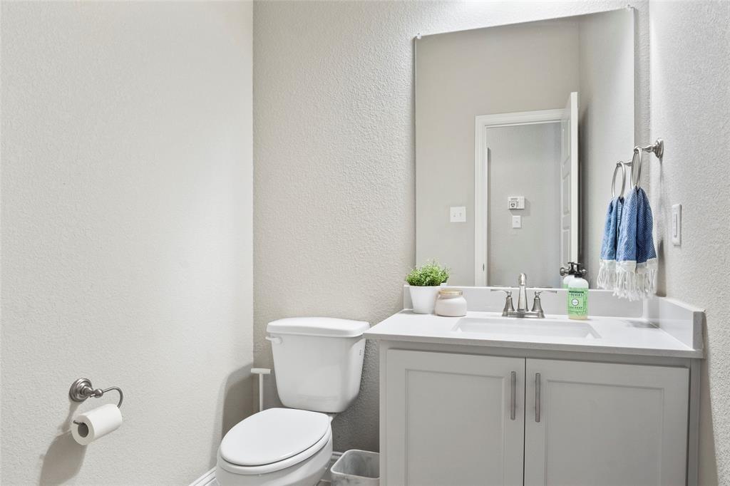 Ovilla, Texas, 75154, United States, 4 Bedrooms Bedrooms, ,4 BathroomsBathrooms,Residential,For Sale,1976541