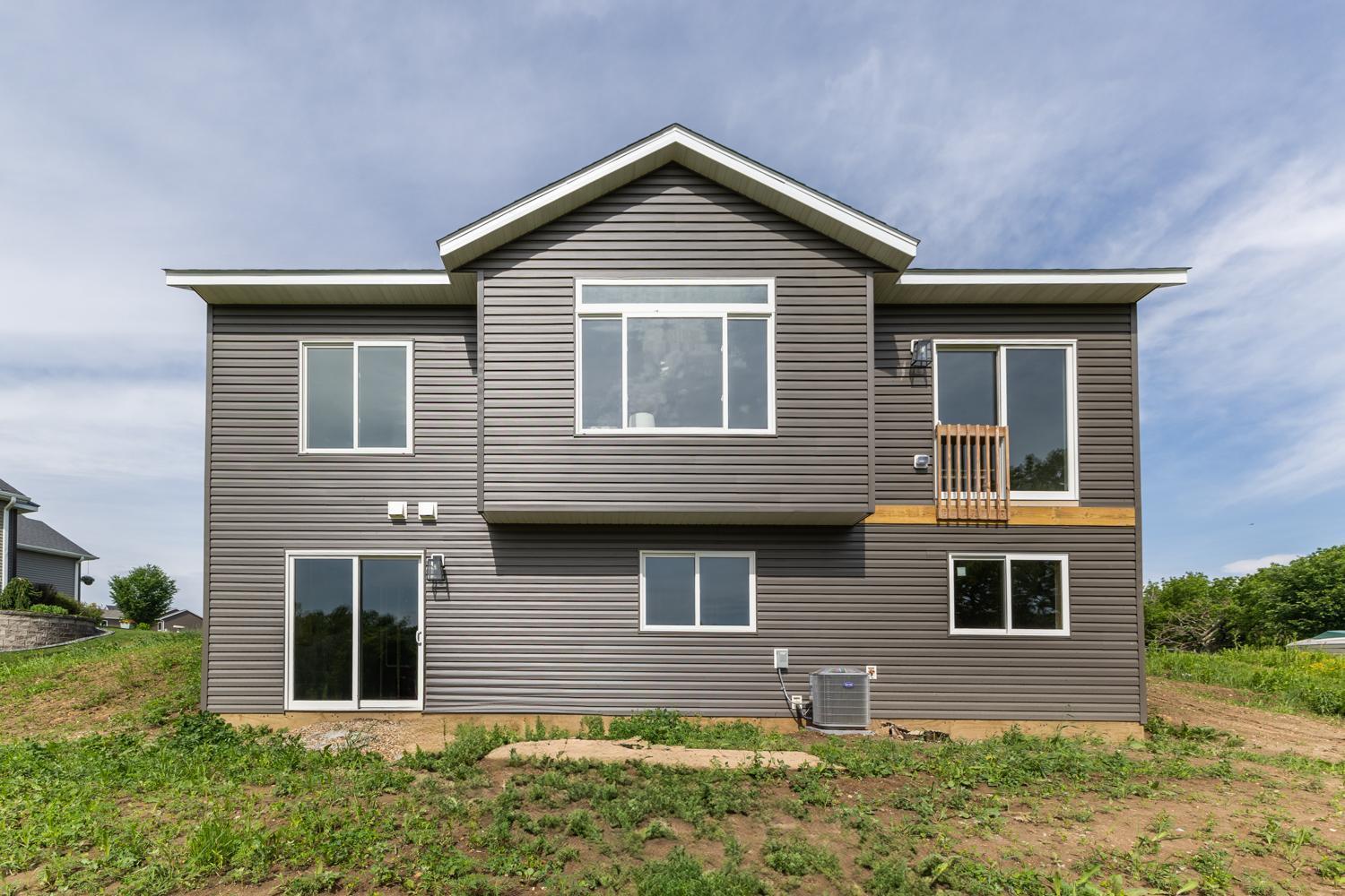 Zumbrota, Minnesota, 55992, United States, 2 Bedrooms Bedrooms, ,1 BathroomBathrooms,Residential,For Sale,1857642