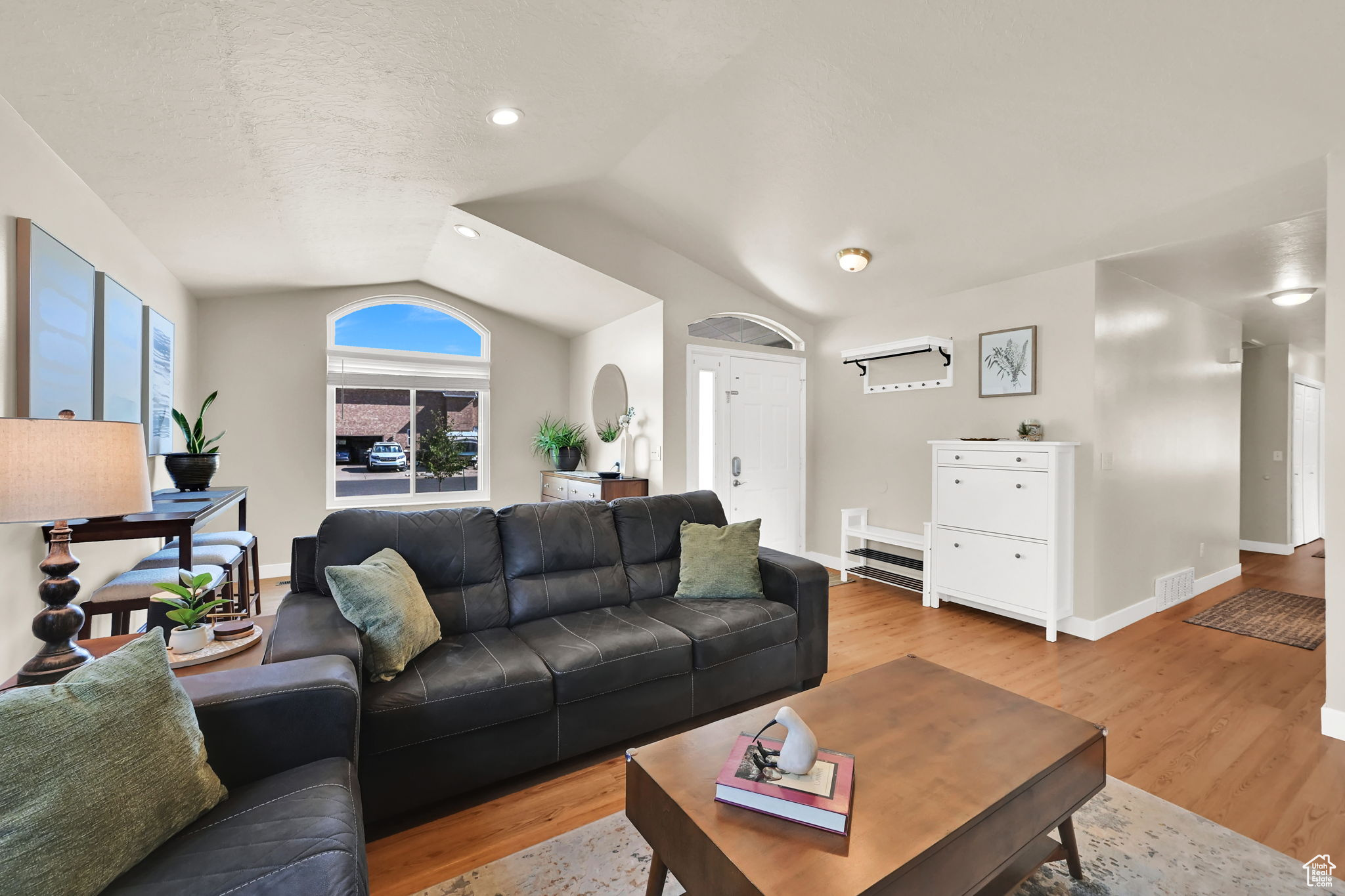 Clinton, Utah, 84015, United States, 7 Bedrooms Bedrooms, ,3 BathroomsBathrooms,Residential,For Sale,1918162