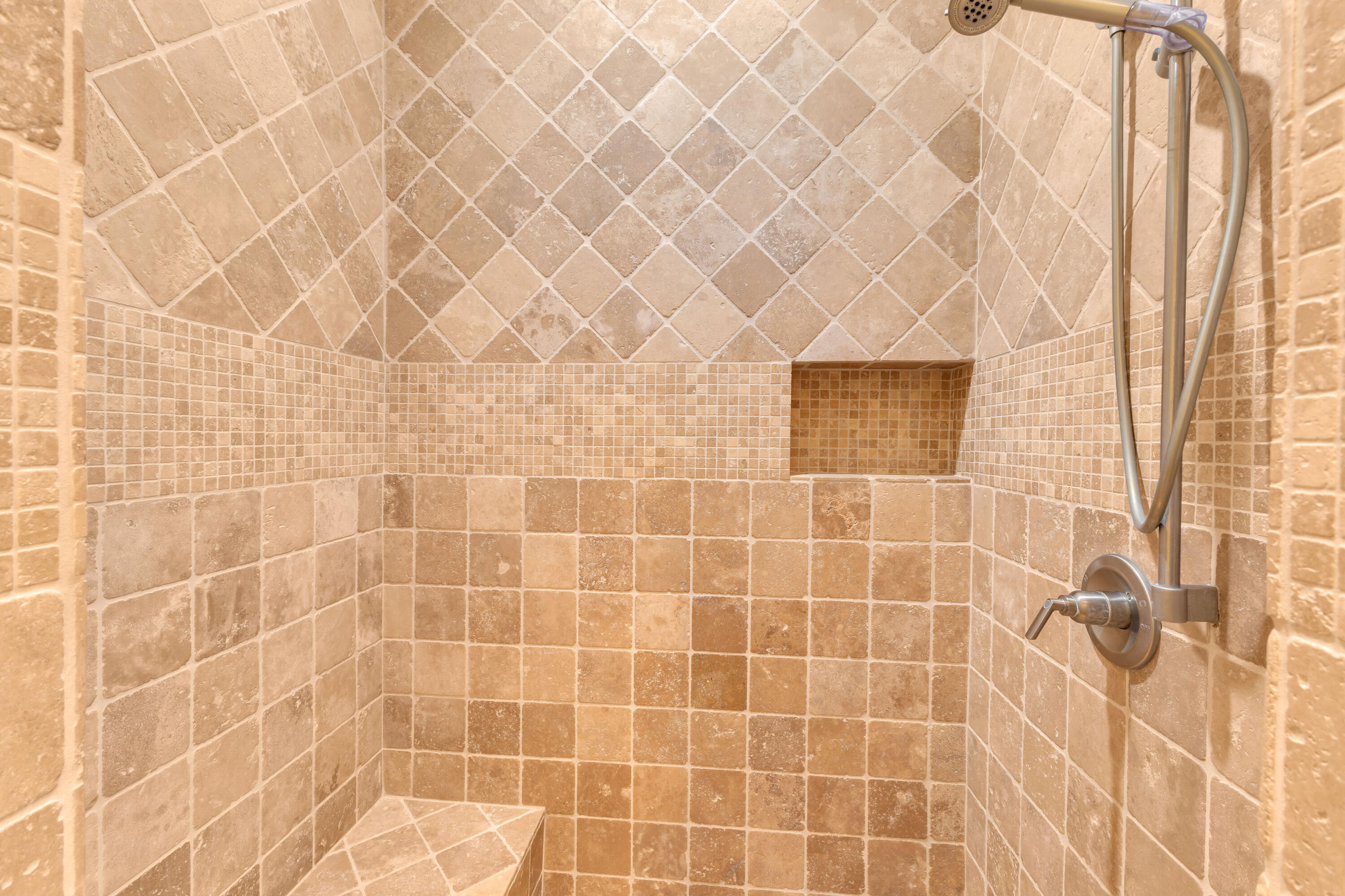 Indio, California, 92203, United States, 5 Bedrooms Bedrooms, ,4 BathroomsBathrooms,Residential,For Sale,1992835