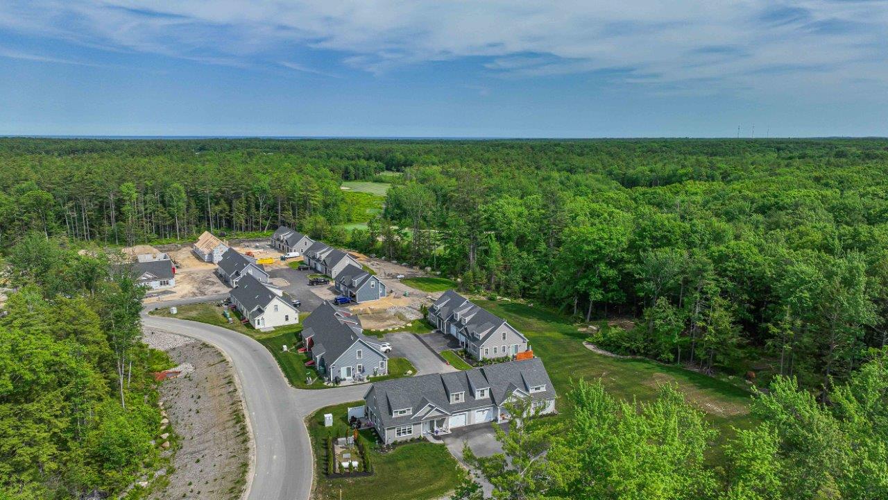Wells, Maine, 04090, United States, 2 Bedrooms Bedrooms, ,3 BathroomsBathrooms,Residential,For Sale,1700261