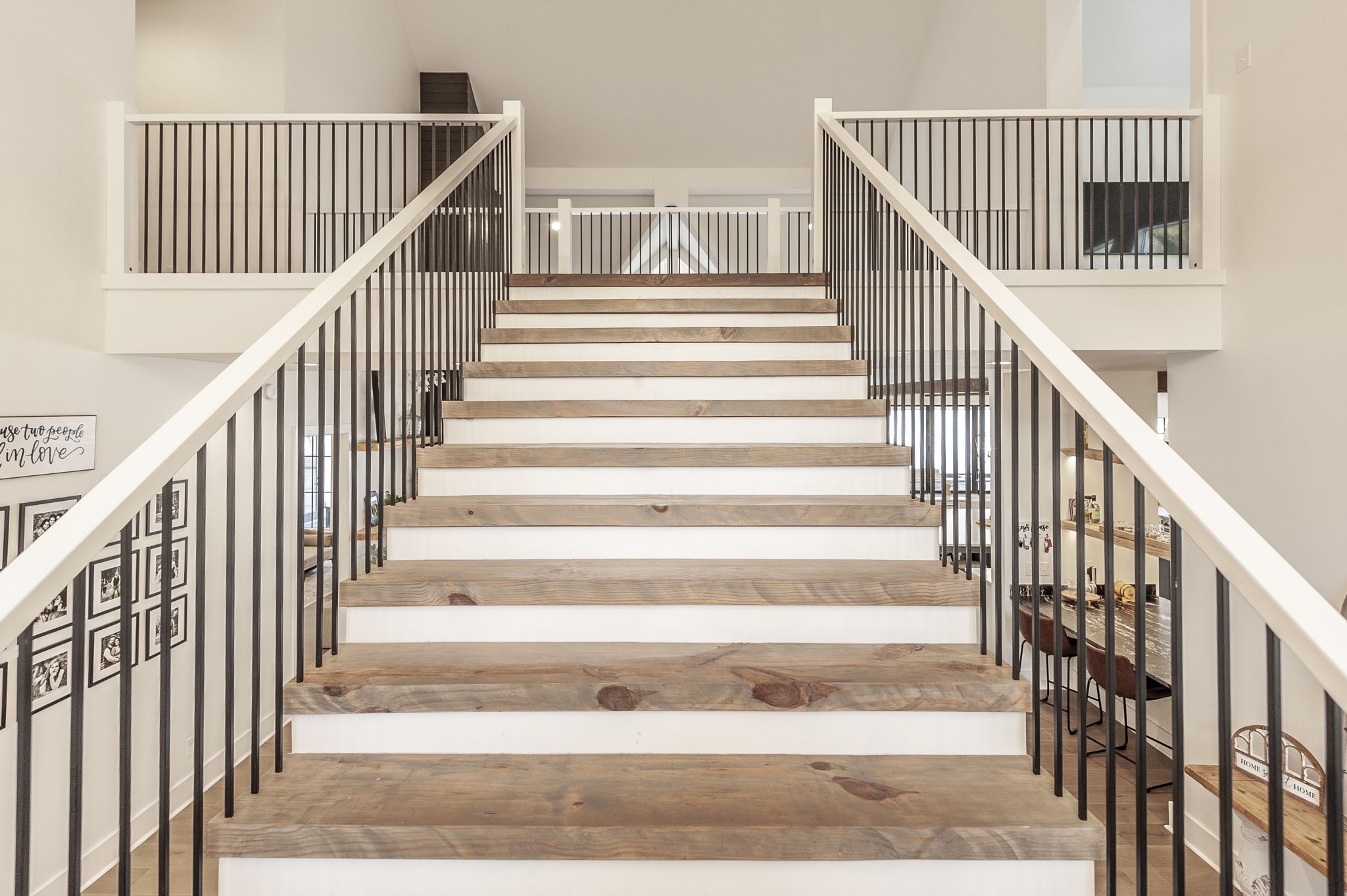 Goodlettsville, Tennessee, 37072, United States, 4 Bedrooms Bedrooms, ,6 BathroomsBathrooms,Residential,For Sale,1996833