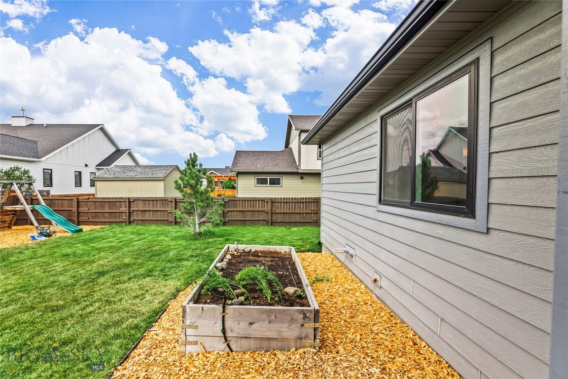 Bozeman, Montana, 59718, United States, 4 Bedrooms Bedrooms, ,3 BathroomsBathrooms,Residential,For Sale,1901905