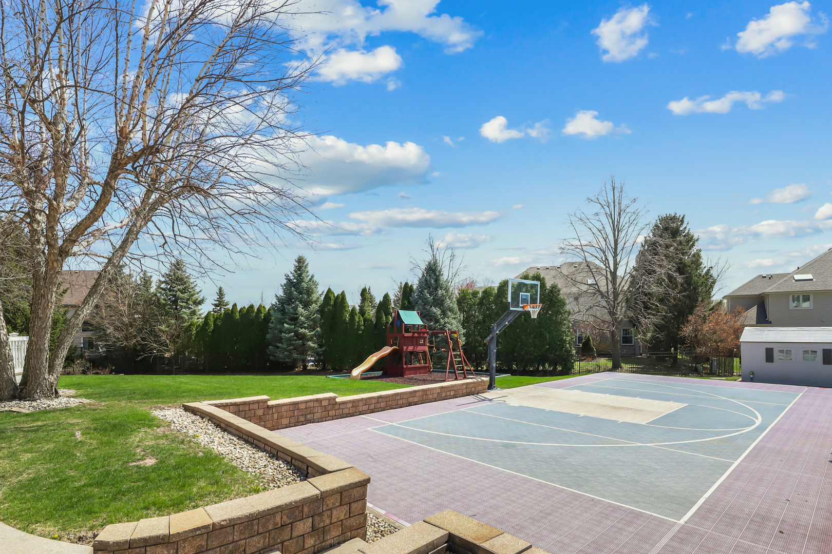 Orland Park, Illinois, 60467, United States, 5 Bedrooms Bedrooms, ,4 BathroomsBathrooms,Residential,For Sale,1784199