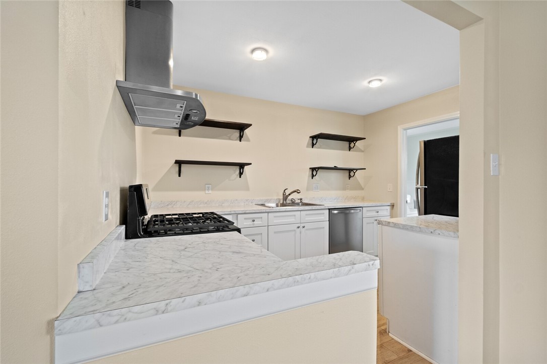 Bentonville, Arkansas, 72712, United States, 2 Bedrooms Bedrooms, ,1 BathroomBathrooms,Residential,For Sale,1793359