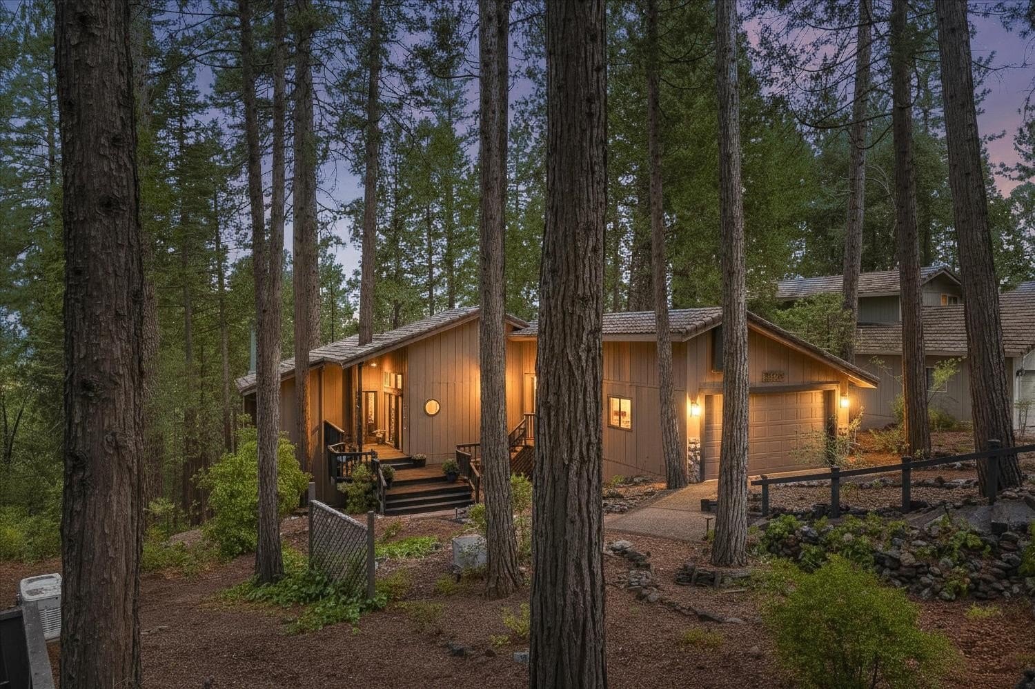 Murphys, California, 95247, United States, 4 Bedrooms Bedrooms, ,3 BathroomsBathrooms,Residential,For Sale,1981649