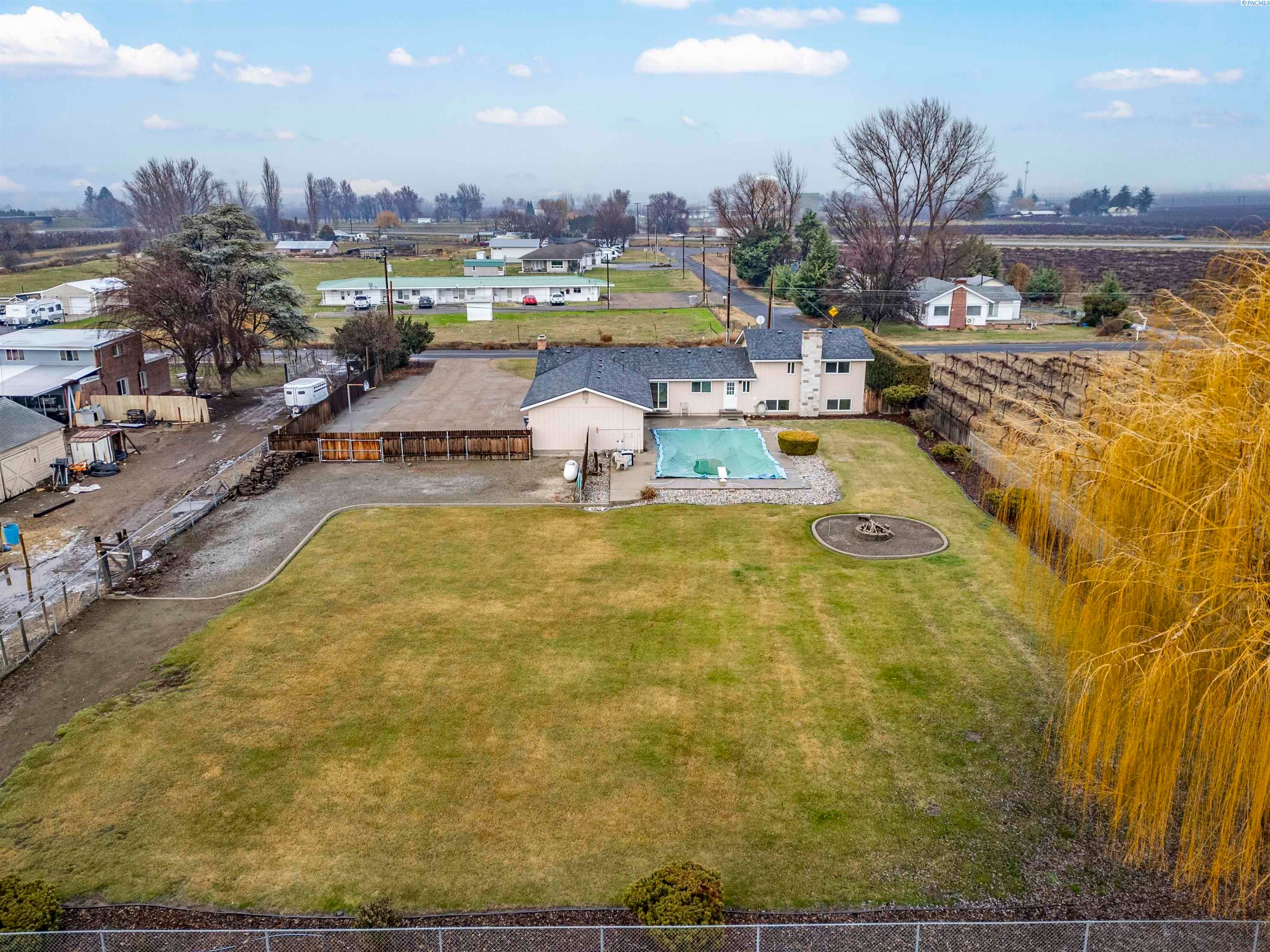 Grandview, Washington, 98930, United States, 4 Bedrooms Bedrooms, ,3 BathroomsBathrooms,Residential,For Sale,2007847