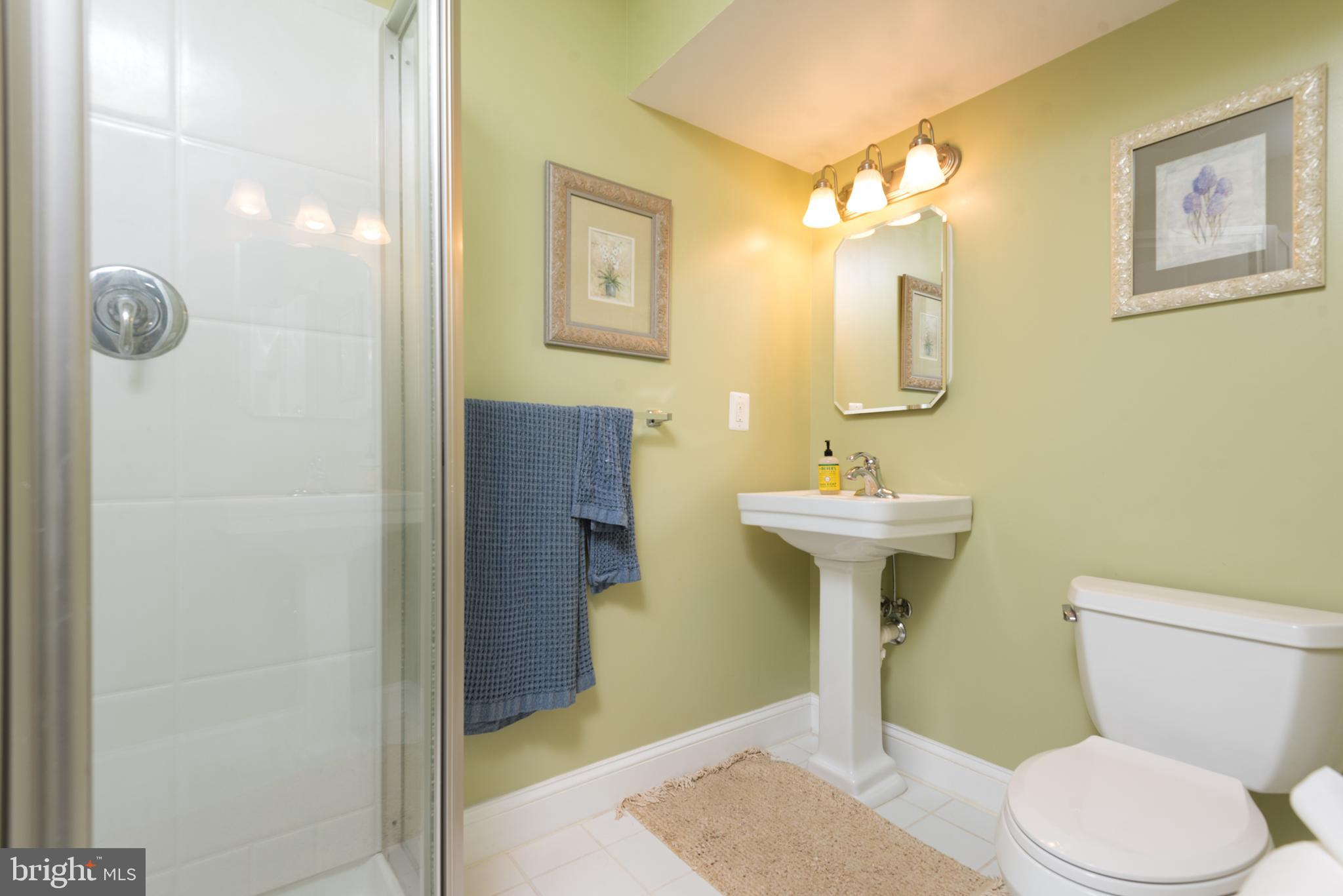 Haymarket, Virginia, 20169, United States, 4 Bedrooms Bedrooms, ,5 BathroomsBathrooms,Residential,For Sale,1900761