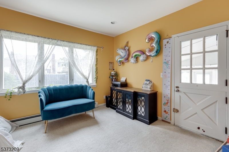 Scotch Plains Twp., New Jersey, 07076, United States, 4 Bedrooms Bedrooms, ,2 BathroomsBathrooms,Residential,For Sale,1900897